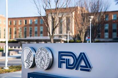 Angeles__Fonsec's tweet image. 🇺🇸 | La administración #Trump #restringe las #vacunas #COVID en menores de 65 años

La #FDA requerirá que los fabricantes de vacunas presenten datos de ensayos clínicos aleatorizados que demuestren beneficios clínicos significativos antes de aprobar nuevas
x.com/Fa21519230/sta…