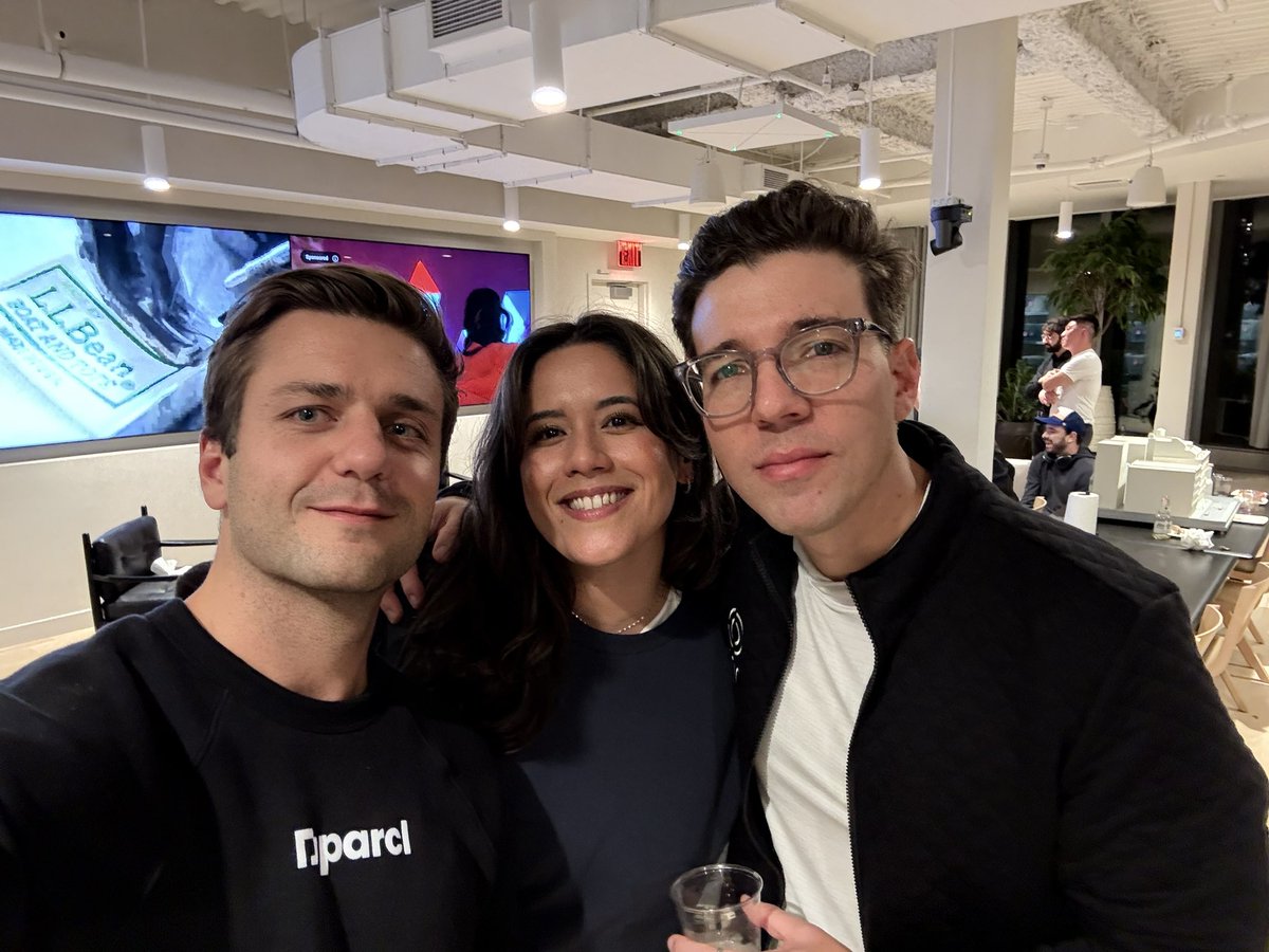 good vibes tonight tn. Hope you enjoyed the event  <a href="/Adam_T_H/">Adam Healy</a>