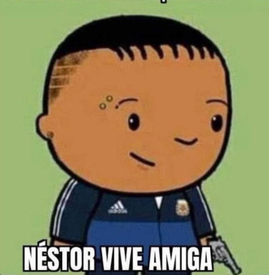 le dije a mi mamá q quería una bufanda violeta y me dijo q no porq es de adorni