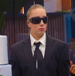 Si la tana logra sacar a juan planta con la fulminante. La quiero finalista #GranHermano