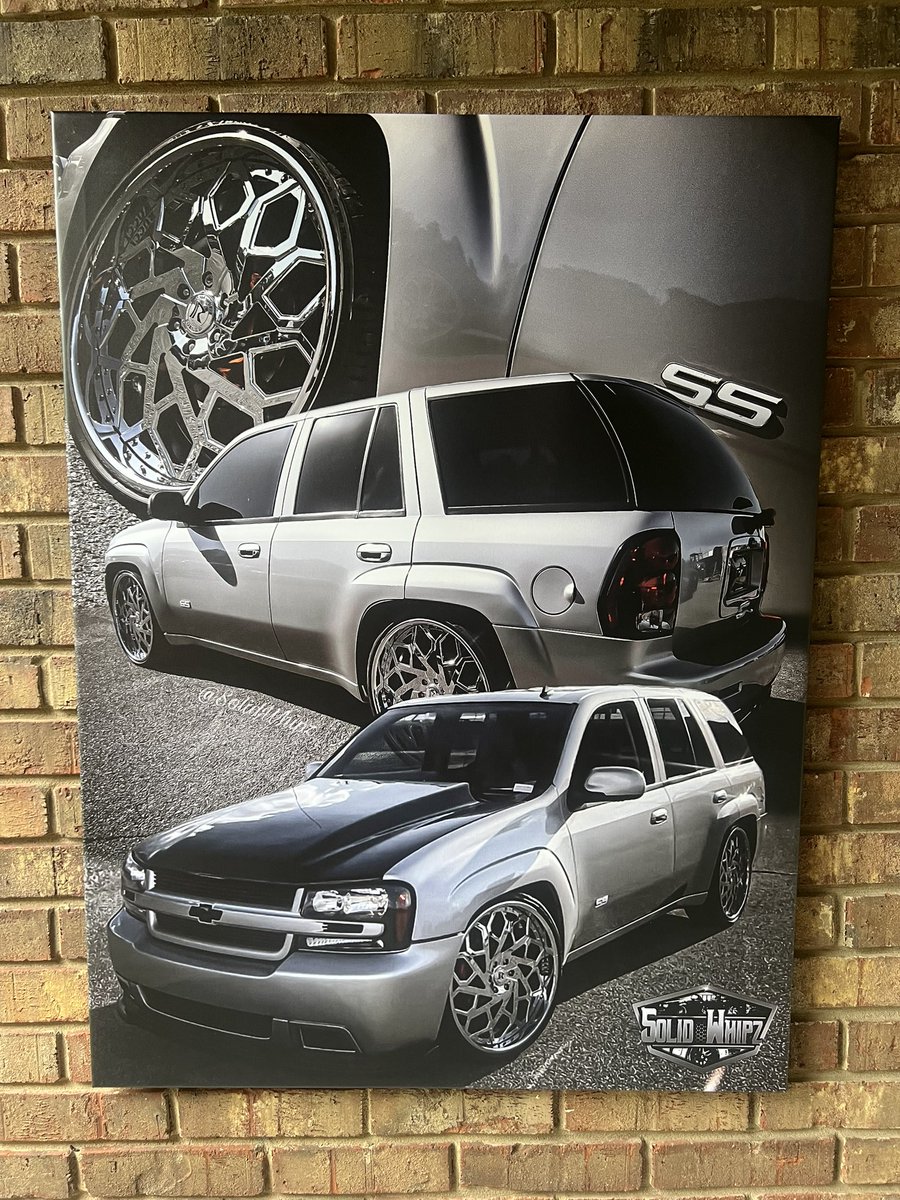 SolidWhipz's tweet photo. S/O to @tbss_rara812 for grabbing this 30x40” canvas of his LS2 powered Chevrolet Trailblazer SS lowered on a set of 24-inch @rucciforged wheels
———
#SolidWhipz #RucciForged #Chevrolet #TrailBlazerSS https://t.co/5D7IQeHFrs