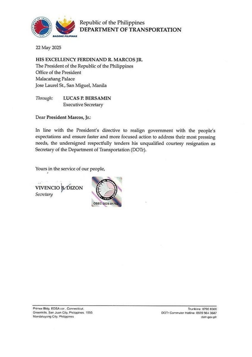 JUST IN: DOTR Secretary Vince Dizon submits his courtesy resignation following the call of President Marcos’ to all cabinet secretaries to resign. <a href="/manilabulletin/">Manila Bulletin News</a>