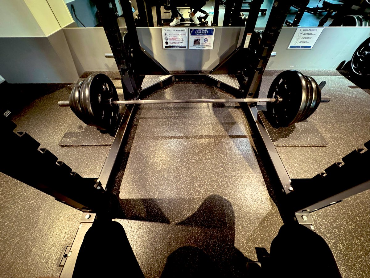 esp7strings's tweet photo. デッドリフト155kg2rep重量更新。
150kgの壁越え数ヶ月かかった。
すごくうれしかた。 https://t.co/vdcuyCqlhM