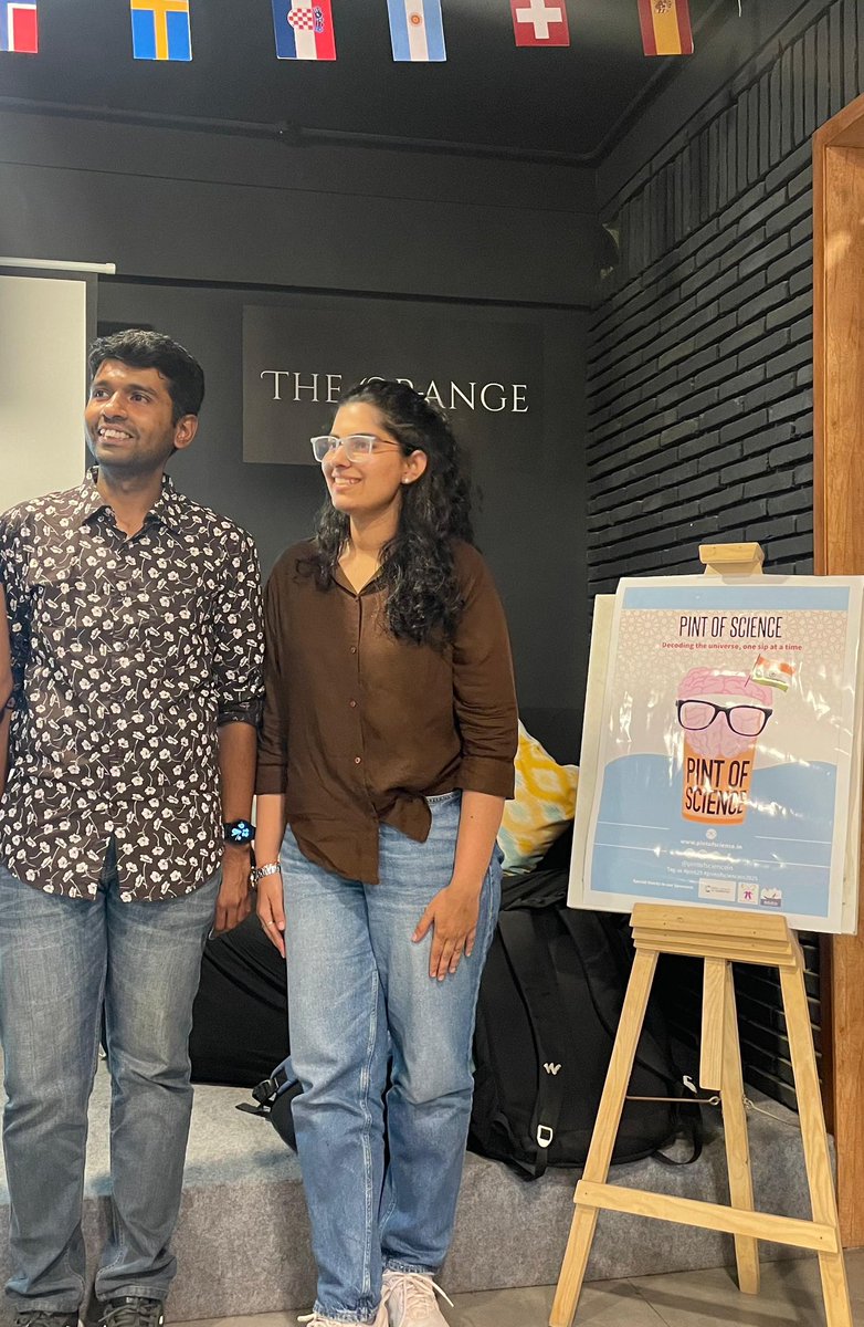 KamatLab_IISER's tweet image. Yesterday, @aakash0308 & @the_dope_drug from our lab @IISERPune gave a joint fantastic public science talk on the enigma around fats & its role in humans at a @pintofscience @pintsworld event in the Orange Book cafe, Aundh.