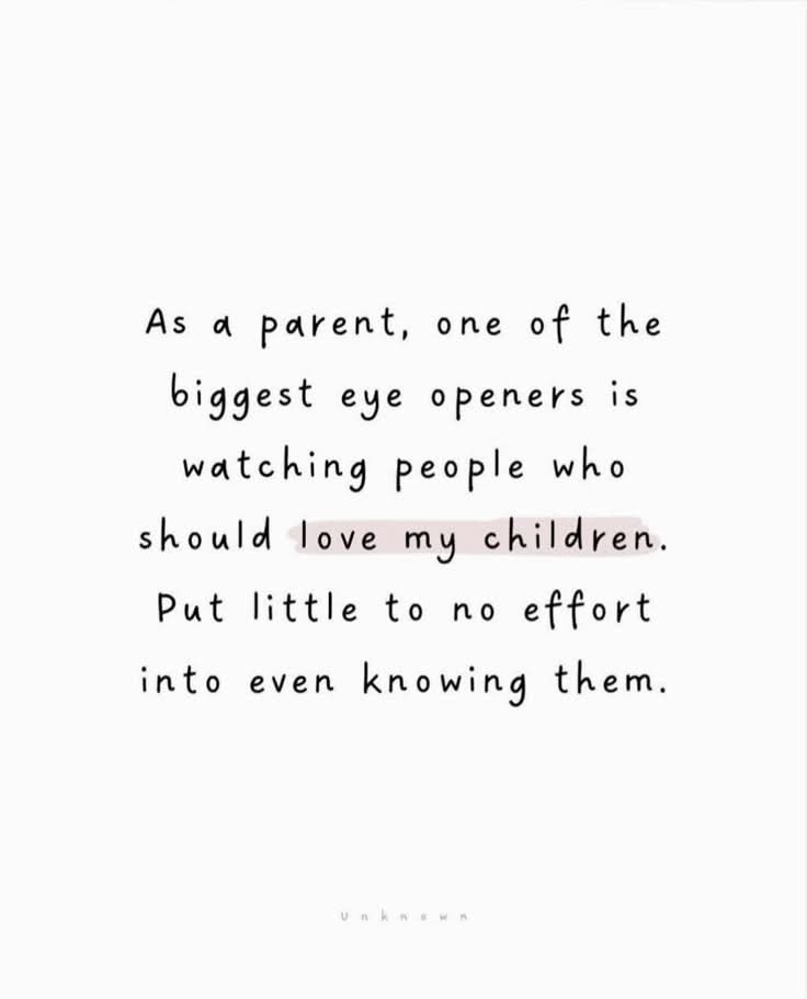 mightymamas23's tweet photo. Having this happen in my life, I was so confused and upset for my daughter. Then I realized that this was their choice, and they were the ones missing out on knowing an amazing little girl. https://t.co/fR4x3Fagun