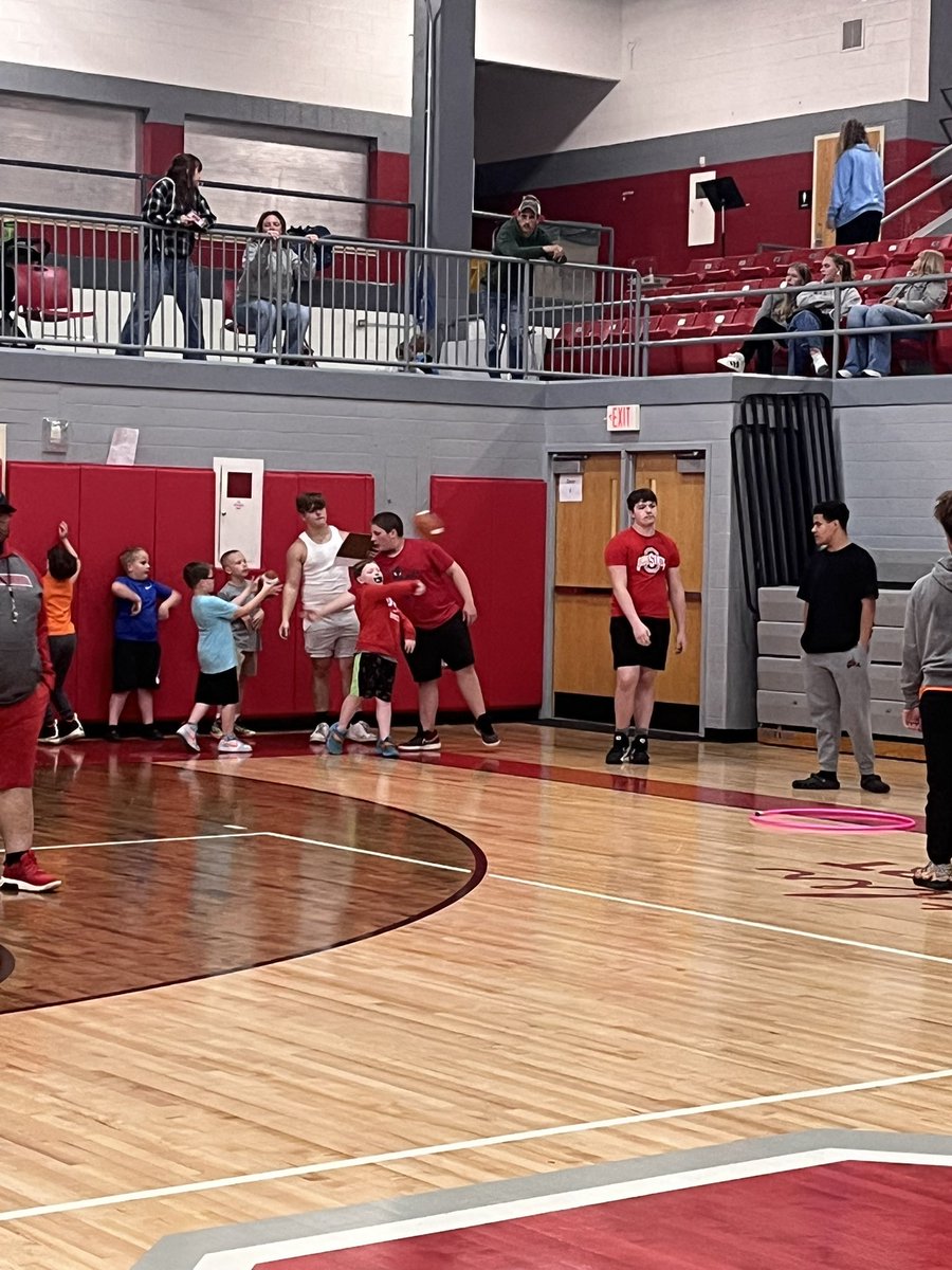 Great ending to our youth camp. The kids had competition day today and they killed it!  Thanks to all of our players that worked the camp!