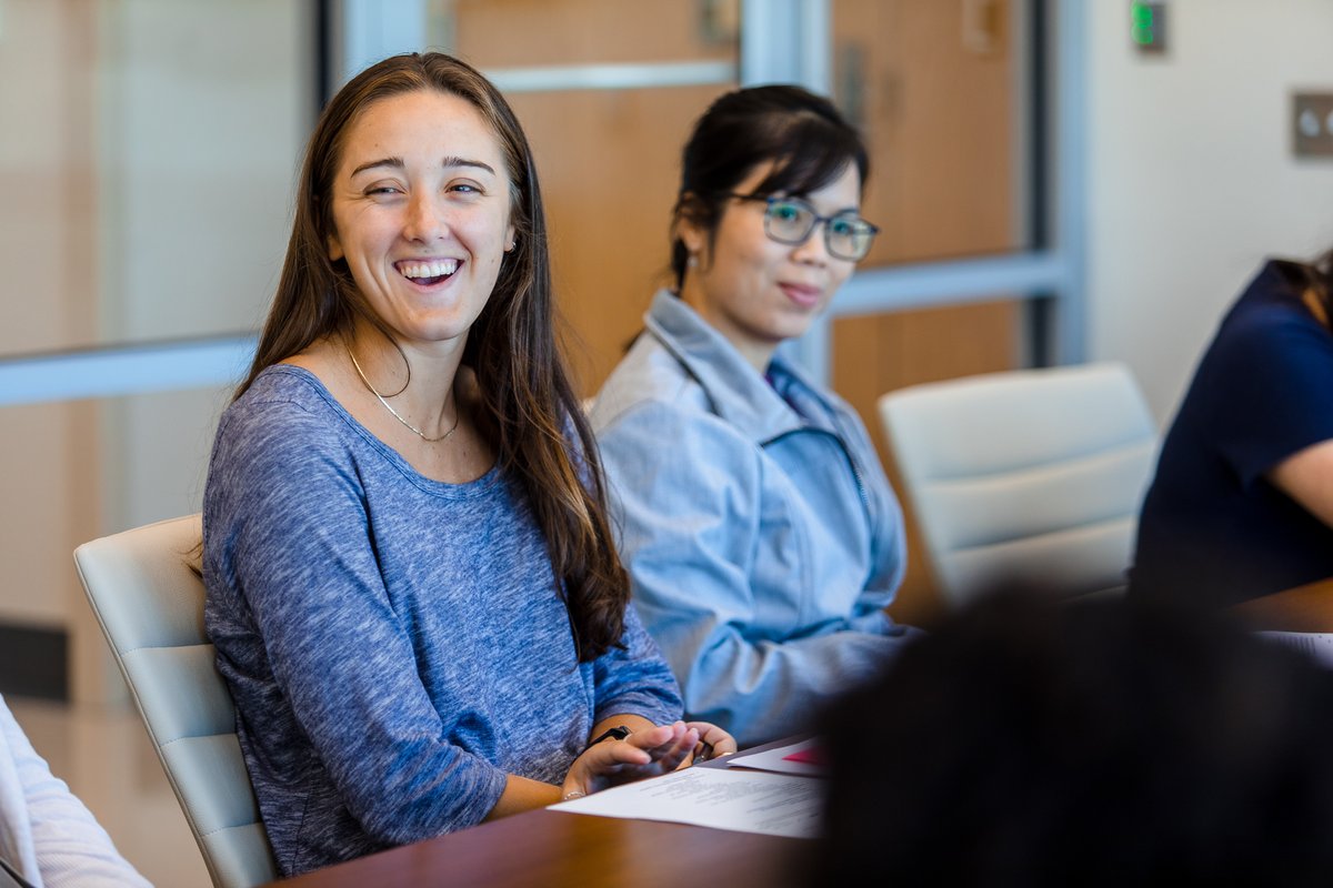 Taylor Ward Lefler, a 2025 UMMC PhD graduate, turned her passion for problem-solving into research that’s already influencing national conversations. See how her story proves that curiosity and data can change lives: umc.edu/news/News_Arti…