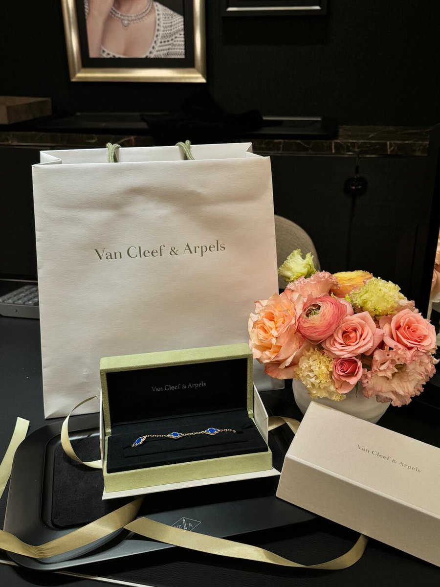 would like to rent a batch of LinkedIn accounts. These accounts must be active (contacts must be older than 3 months). They must be personal accounts. If you have any ideas, you can contact me via WhatsApp +1 2135693162.