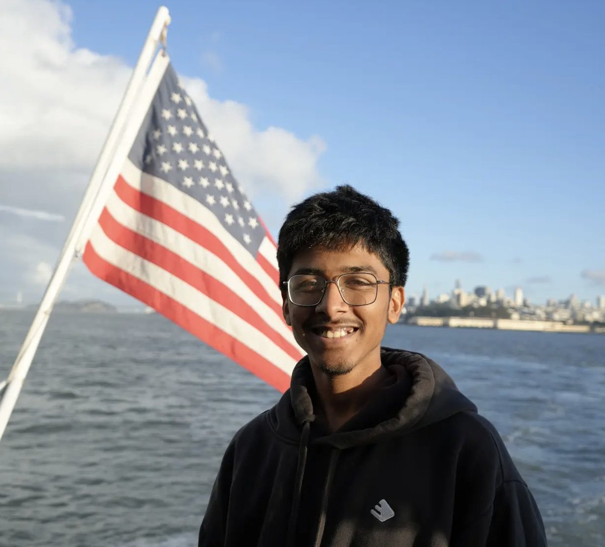 Dhravya Shah (@dhravyashah) on Twitter photo my O1 visa was approved today...
so... I'm officially an Alien of Extraordinary Abilities! 🇺🇸
CANT BELIEVE IT. Thank you <a href="/FedericoNoemie/">NoĂ©mie Federico</a> <a href="/lighthousehq_/">Lighthouse</a> <a href="/dok2001/">Dane Knecht đź¦</a> <a href="/julianweisser/">weisser</a> <a href="/jbrowder1/">Joshua Browder</a> <a href="/Ishansharma7390/">Ishan Sharma</a>, Open source, Cloudflare, and everyone who helped in this journey đź«¶ my O1 visa was approved today...
so... I'm officially an Alien of Extraordinary Abilities! 🇺🇸
CANT BELIEVE IT. Thank you <a href="/FedericoNoemie/">NoĂ©mie Federico</a> <a href="/lighthousehq_/">Lighthouse</a> <a href="/dok2001/">Dane Knecht đź¦</a> <a href="/julianweisser/">weisser</a> <a href="/jbrowder1/">Joshua Browder</a> <a href="/Ishansharma7390/">Ishan Sharma</a>, Open source, Cloudflare, and everyone who helped in this journey đź«¶