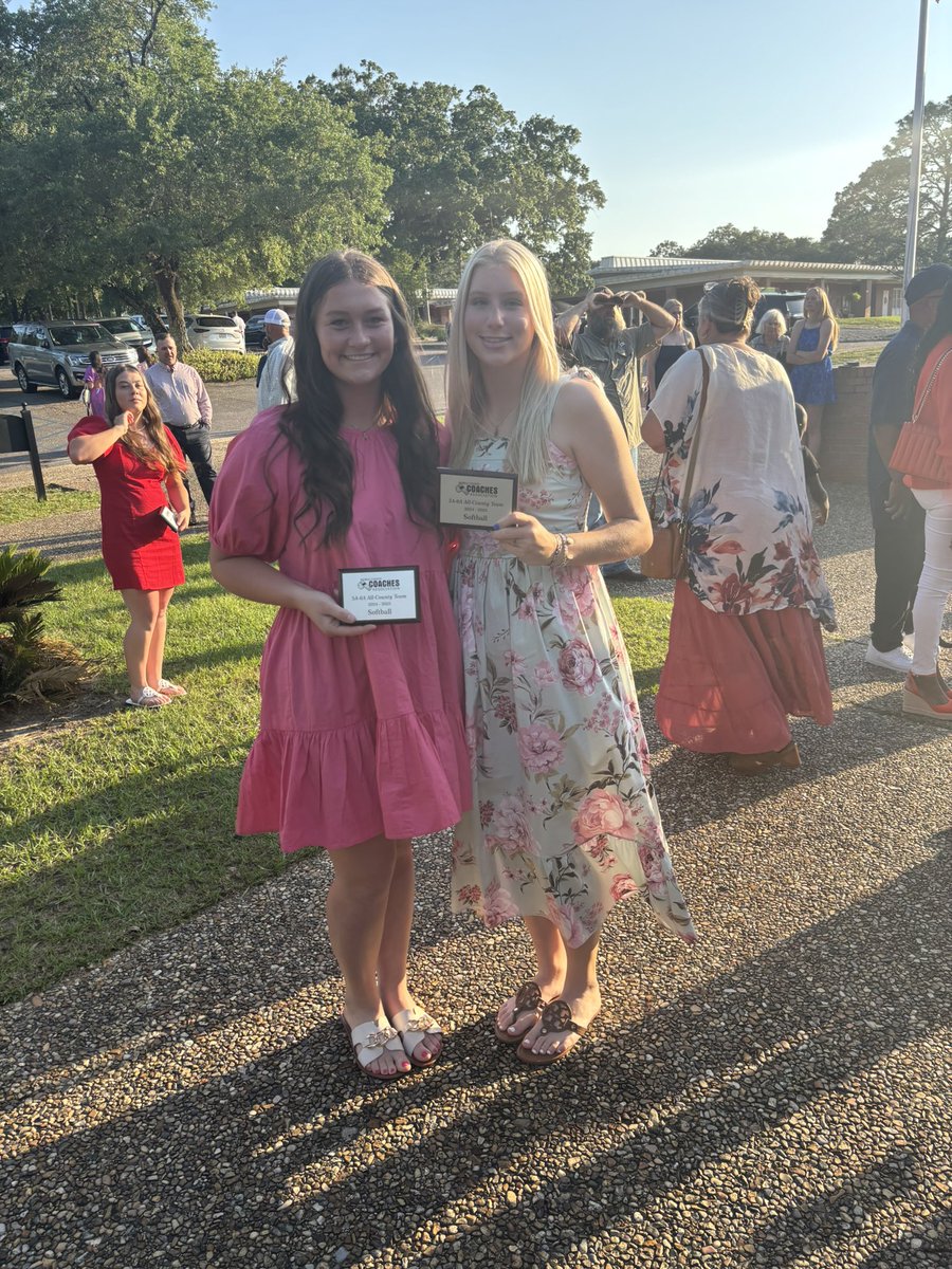 mylee_stagner's tweet image. So blessed and honored to receive Optimist Club Offensive Player of the Year and All-County!! @07SC2025Premier @BSherSB