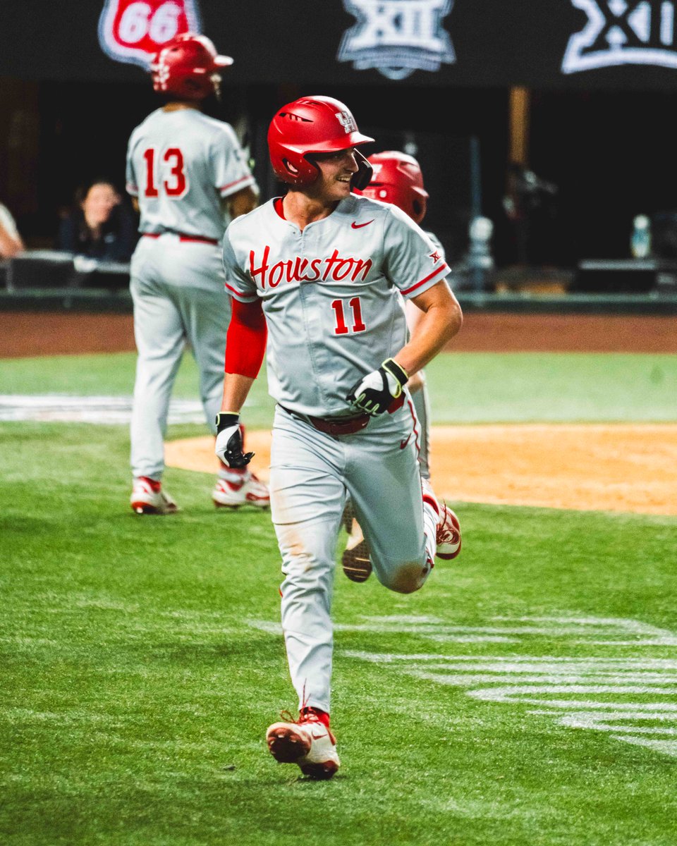 HUGE INNING FOR THE COOGS‼️

End 2 | 5-2 UH