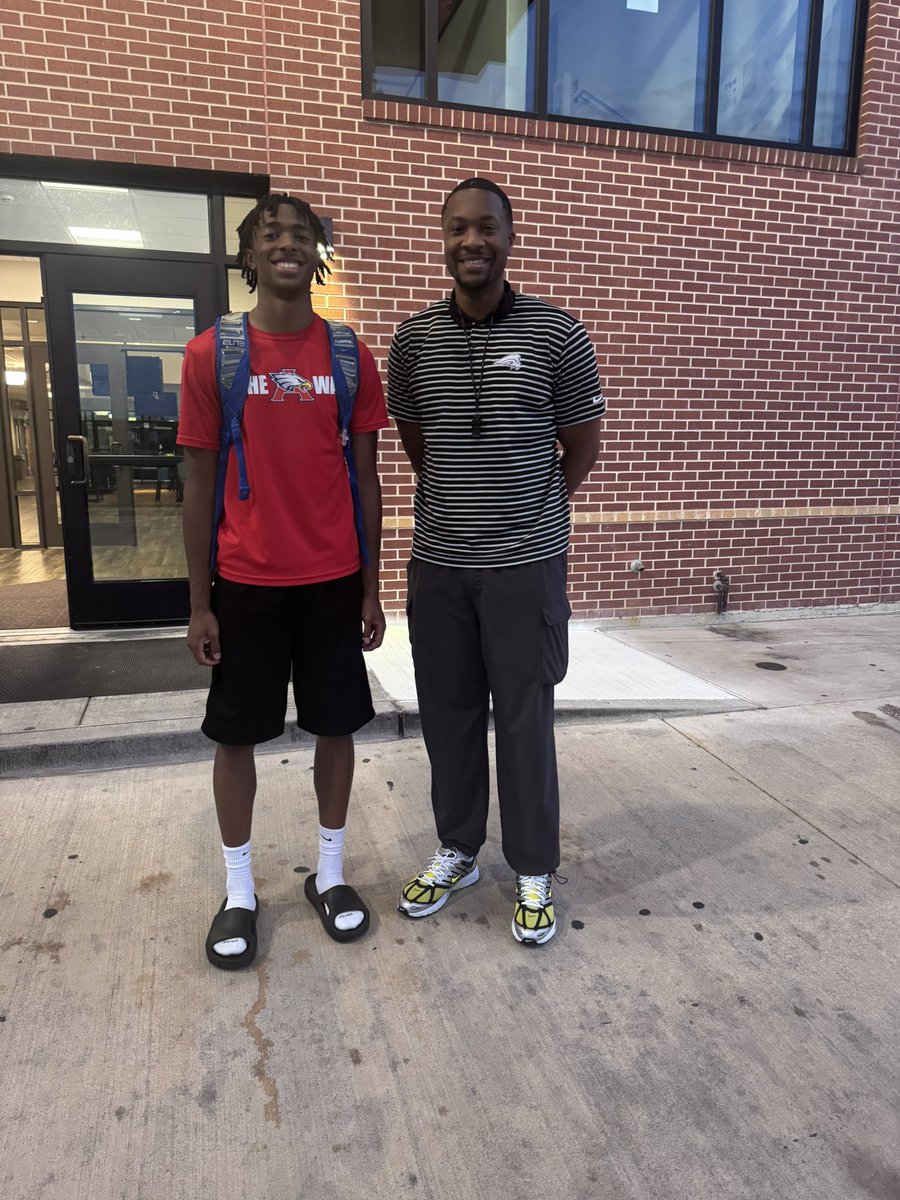Carter Savoy (@carter_savoy) on Twitter photo I am very blessed and honored for the time Coach Davis took to watch me play and for giving me my first official offer from Nelson University.
Thank you Coach!
<a href="/chefdavis23/">darian davis</a> <a href="/NelsonUMBB/">Nelson University Men's Basketball</a> <a href="/AllNOneSports1/">All-N-One Sports Services</a> <a href="/AHS_Eagle_BBall/">AtascocitaBasketball</a> <a href="/HoustonApex1/">HoustonApexBasketball</a> <a href="/PSGSportsMedia/">PSG Sports Media</a> I am very blessed and honored for the time Coach Davis took to watch me play and for giving me my first official offer from Nelson University.
Thank you Coach!
<a href="/chefdavis23/">darian davis</a> <a href="/NelsonUMBB/">Nelson University Men's Basketball</a> <a href="/AllNOneSports1/">All-N-One Sports Services</a> <a href="/AHS_Eagle_BBall/">AtascocitaBasketball</a> <a href="/HoustonApex1/">HoustonApexBasketball</a> <a href="/PSGSportsMedia/">PSG Sports Media</a>
