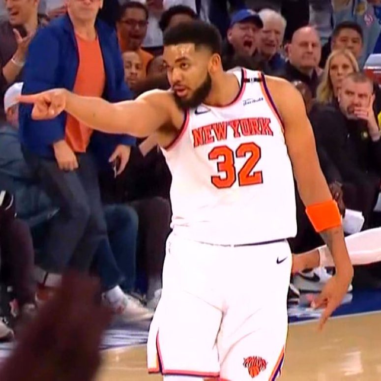 LakeShowYo's tweet photo. KAT clip-farming LMAOOO https://t.co/0ZCDEHD8d0
