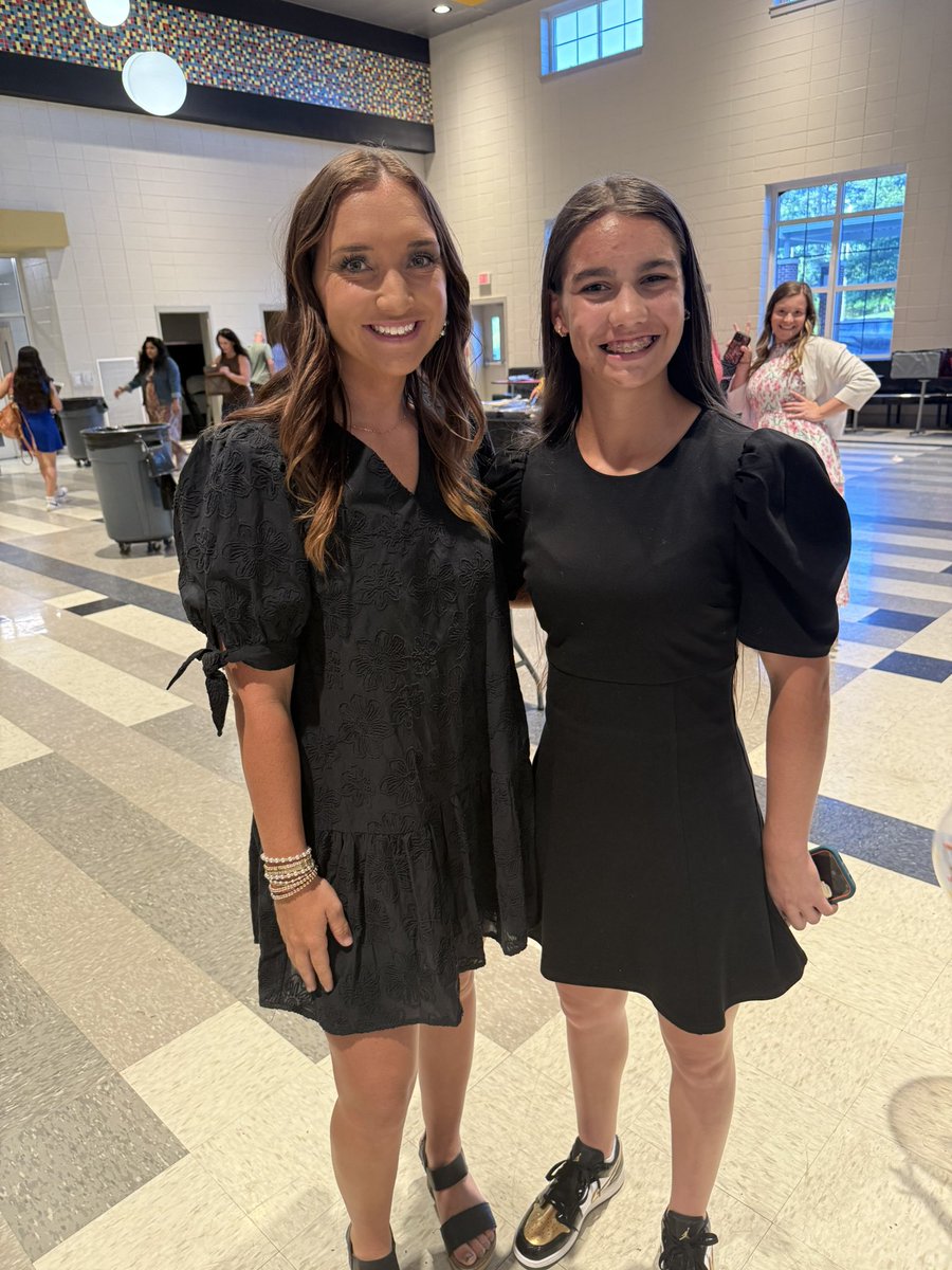 Emersyn Haney 2030 (@emersynhaney51) on Twitter photo Wrapped up my 7th grade Varsity softball season tonight with our banquet. I got the Rookie of the Year and Golden Glove awards! So thankful for the memories and experiences 🖤💛
<a href="/CoachMalveaux/">Chris Malveaux</a> <a href="/KateMalveaux/">Kate Malveaux</a> <a href="/CoachBBuchanan/">Bobby Buchanan</a> <a href="/e_newellcoach/">Eric Newell</a> <a href="/prstaggs/">Parker Staggs</a> <a href="/megdcurry/">Megan Dowdy Curry</a> <a href="/tsmartt14/">Taylor Smartt</a> Wrapped up my 7th grade Varsity softball season tonight with our banquet. I got the Rookie of the Year and Golden Glove awards! So thankful for the memories and experiences 🖤💛
<a href="/CoachMalveaux/">Chris Malveaux</a> <a href="/KateMalveaux/">Kate Malveaux</a> <a href="/CoachBBuchanan/">Bobby Buchanan</a> <a href="/e_newellcoach/">Eric Newell</a> <a href="/prstaggs/">Parker Staggs</a> <a href="/megdcurry/">Megan Dowdy Curry</a> <a href="/tsmartt14/">Taylor Smartt</a>