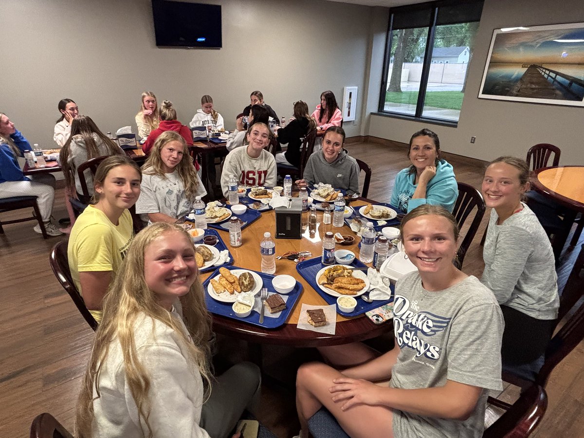 Clear Lake Track & Field tweet media