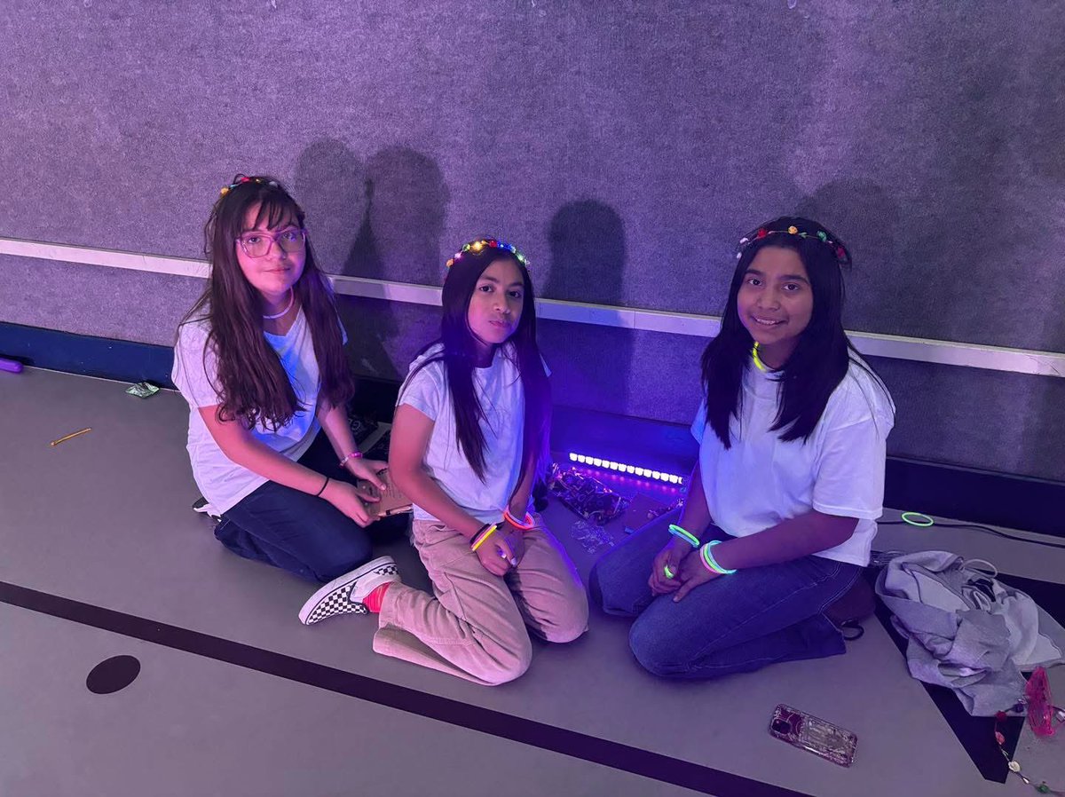 Hubbard Heights Elementary School (@hheightsfwisd) on Twitter photo The future is bright—literally!
Our 5th graders lit up the gym at their end-of-year Glow Party! From neon games and glowing dance floors to unforgettable memories with friends, it was the perfect way to celebrate an incredible year.
Shine on, Class of 2025!
<a href="/FortWorthISD/">Fort Worth Independent School District</a> The future is bright—literally!
Our 5th graders lit up the gym at their end-of-year Glow Party! From neon games and glowing dance floors to unforgettable memories with friends, it was the perfect way to celebrate an incredible year.
Shine on, Class of 2025!
<a href="/FortWorthISD/">Fort Worth Independent School District</a>