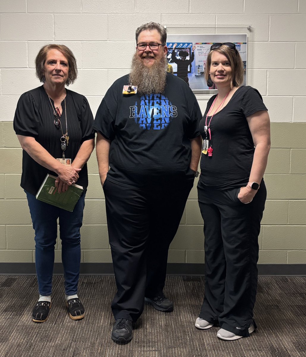 Justin Vogt, M. Ed. (@vogtislikevote) on Twitter photo Today we wore our grade level color on the 2100 hallway!! <a href="/DrAnthonyMS/">Anthony Middle School</a> <a href="/CyFairISD/">Cypress-Fairbanks ISD</a> Showing the School Spirit with only 5 days to go for this 7th grade year!! #RAVENSRISE <a href="/MsBraun_AMS/">Denise Braun</a> Today we wore our grade level color on the 2100 hallway!! <a href="/DrAnthonyMS/">Anthony Middle School</a> <a href="/CyFairISD/">Cypress-Fairbanks ISD</a> Showing the School Spirit with only 5 days to go for this 7th grade year!! #RAVENSRISE <a href="/MsBraun_AMS/">Denise Braun</a>