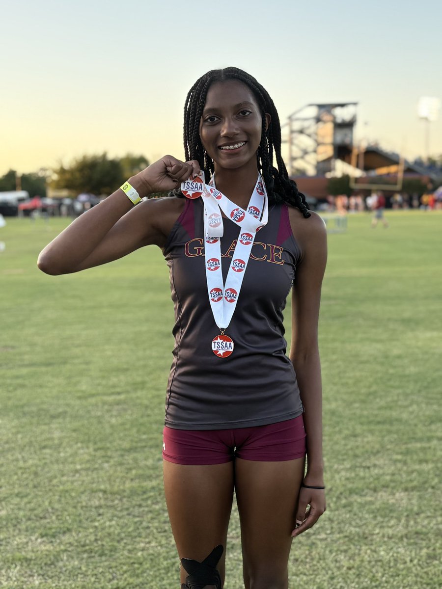 🔥 Brianna Jackson showed OUT at the state track meet today!

💨 100m: 12.66 PR ‼️ Moved from 8th seed to 7th!
💪 200m: Seeded 8th ➡️ Finished 3rd! Almost another PR!
🏅 Qualified for All-State honors!

Let’s go, Brianna! 👏 #StateTrack #AllState  #TrackStar