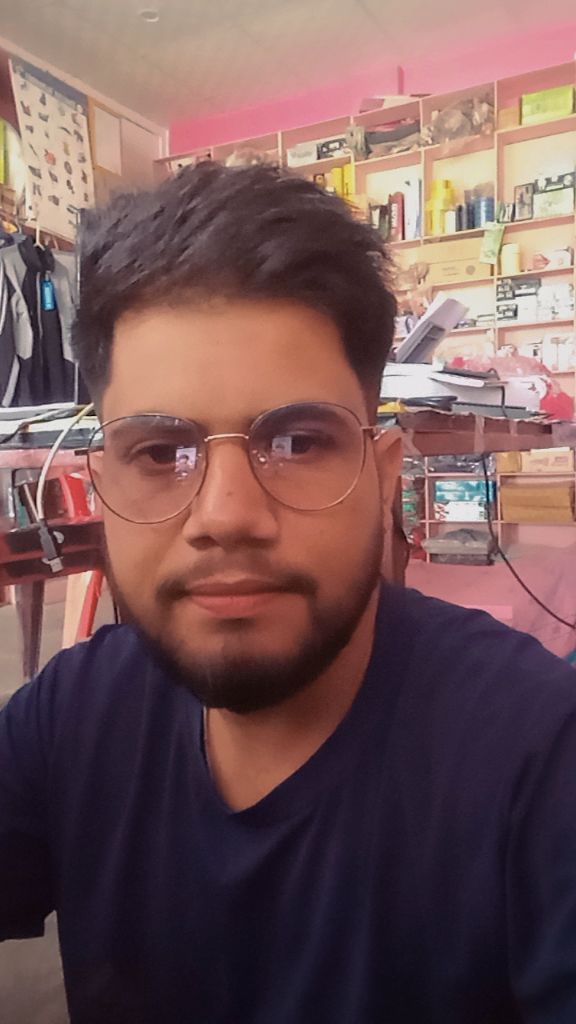 हिम्मत नहार्नेहरुलाई जिवनमा सधैं नयाँ अवसरहरुले पर्खीरहेको हुन्छ। 😊🙏