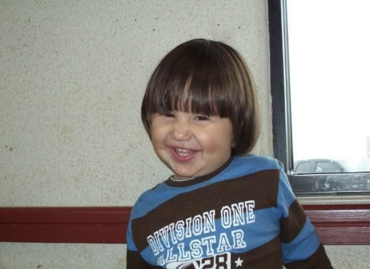 mcantu05's tweet photo. Birthday boy turning 18 years old! My Diego Lee Cantu, Jr! 💙 Forever my baby boy! https://t.co/7v4iJSlkoR