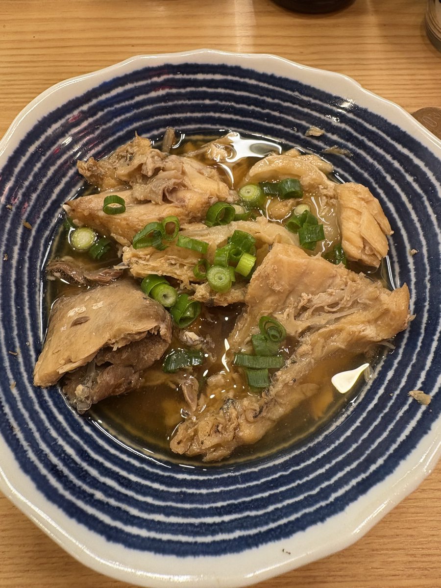 liveyoung2019's tweet image. #VPY #あらに　#サバ塩焼き
AIと違いあらにはちと濃い目の醤油ベースで、美味かった。さば塩焼はおろしも
ついて安定の美味さ😋