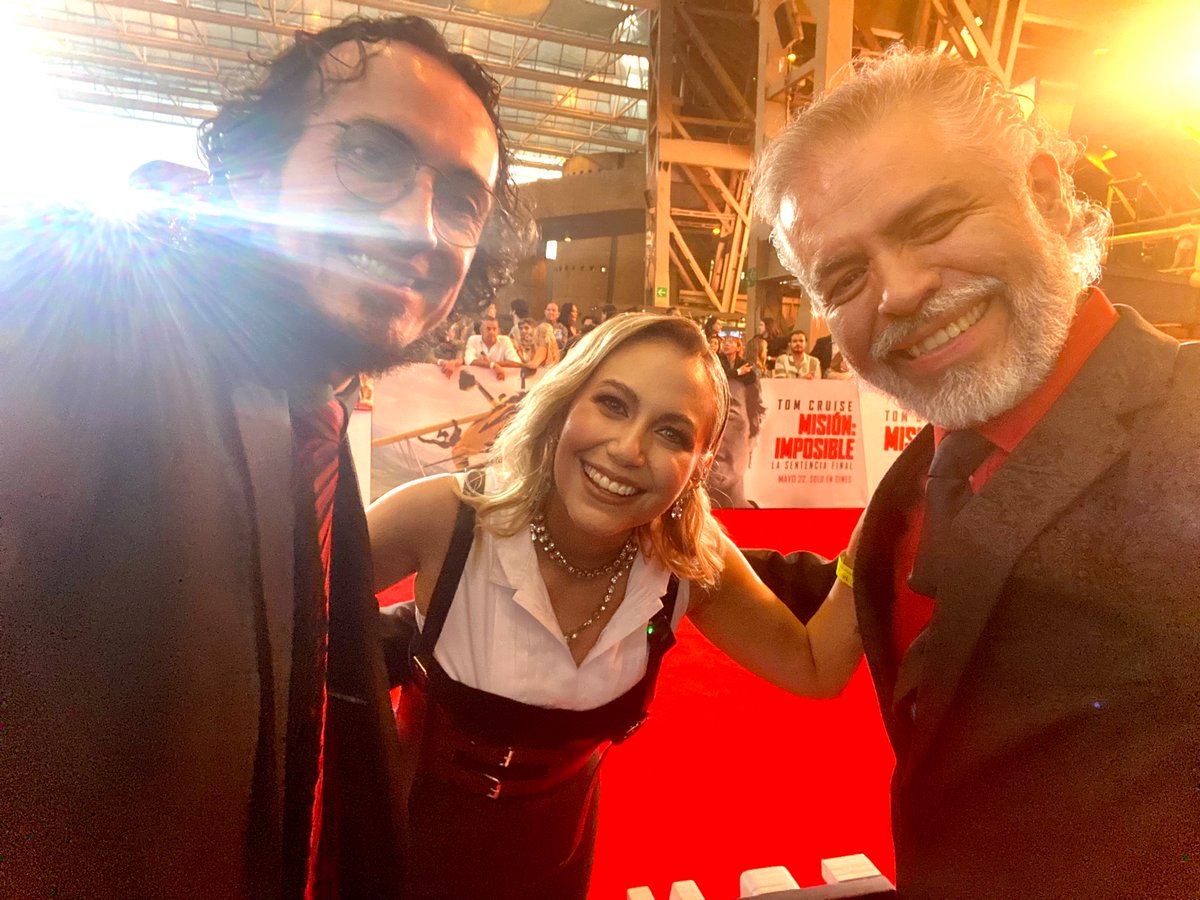 Un gran gusto saludar a la genial <a href="/gaby_cam/">Gaby Cam 🎬</a> !! ☺️🤗