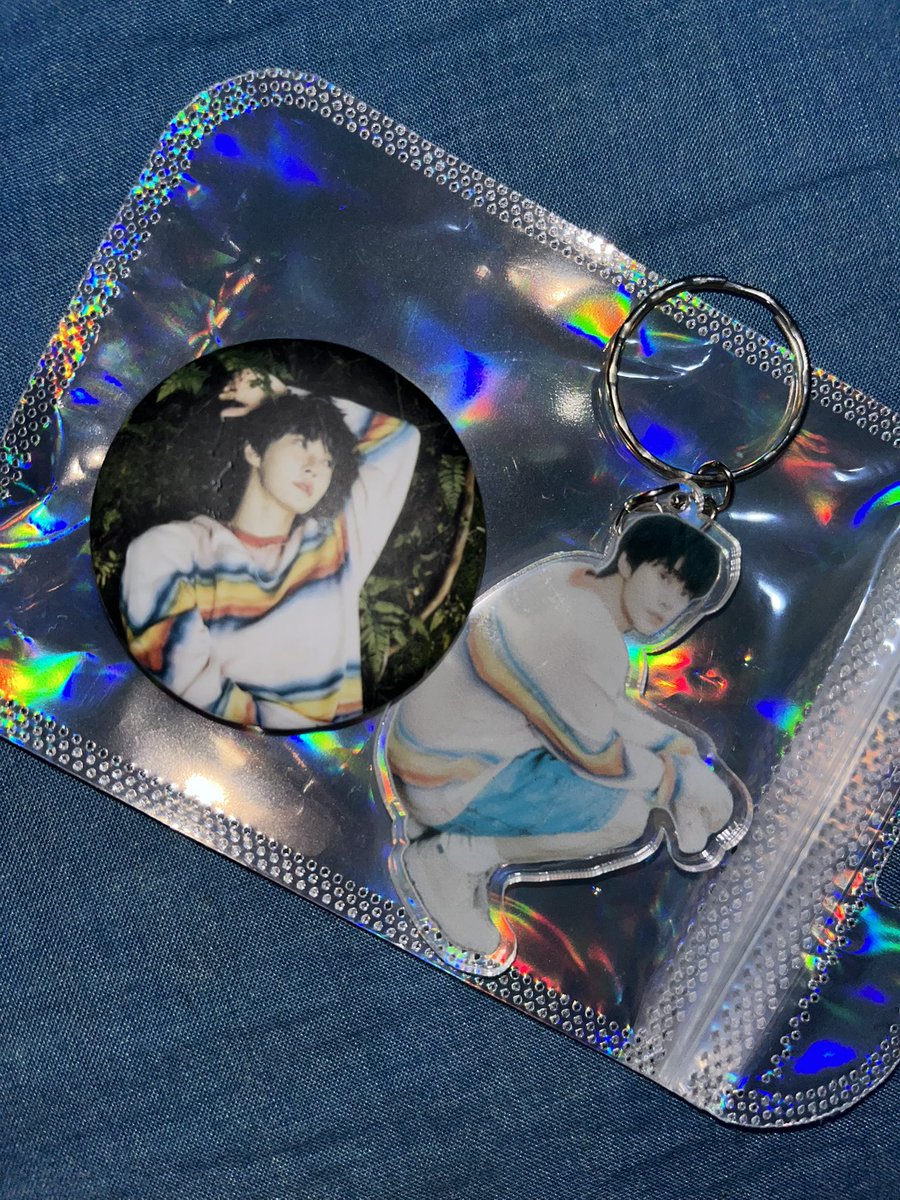 whitetokkie's tweet image. Yeayyy freebies dari @chibichenle sudah sampai. Aku dapet yang keychain &amp;amp; extra pin. Lucu banget plisss. Makasihh yaa kak 🫶🏻🫶🏻🫶🏻