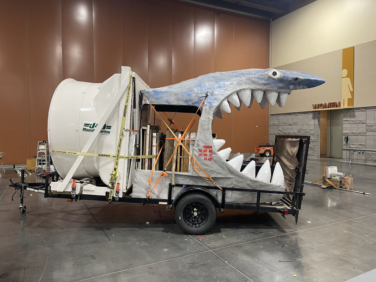 MrSTEMBrown's tweet image. And that’s a wrap. Everything KidWind is back on pallets, the Shark is packed on its trailer, and another year is in the books!
#WKWC25 @kidwind_project #STEM #kidwindchallenge #windturbine
