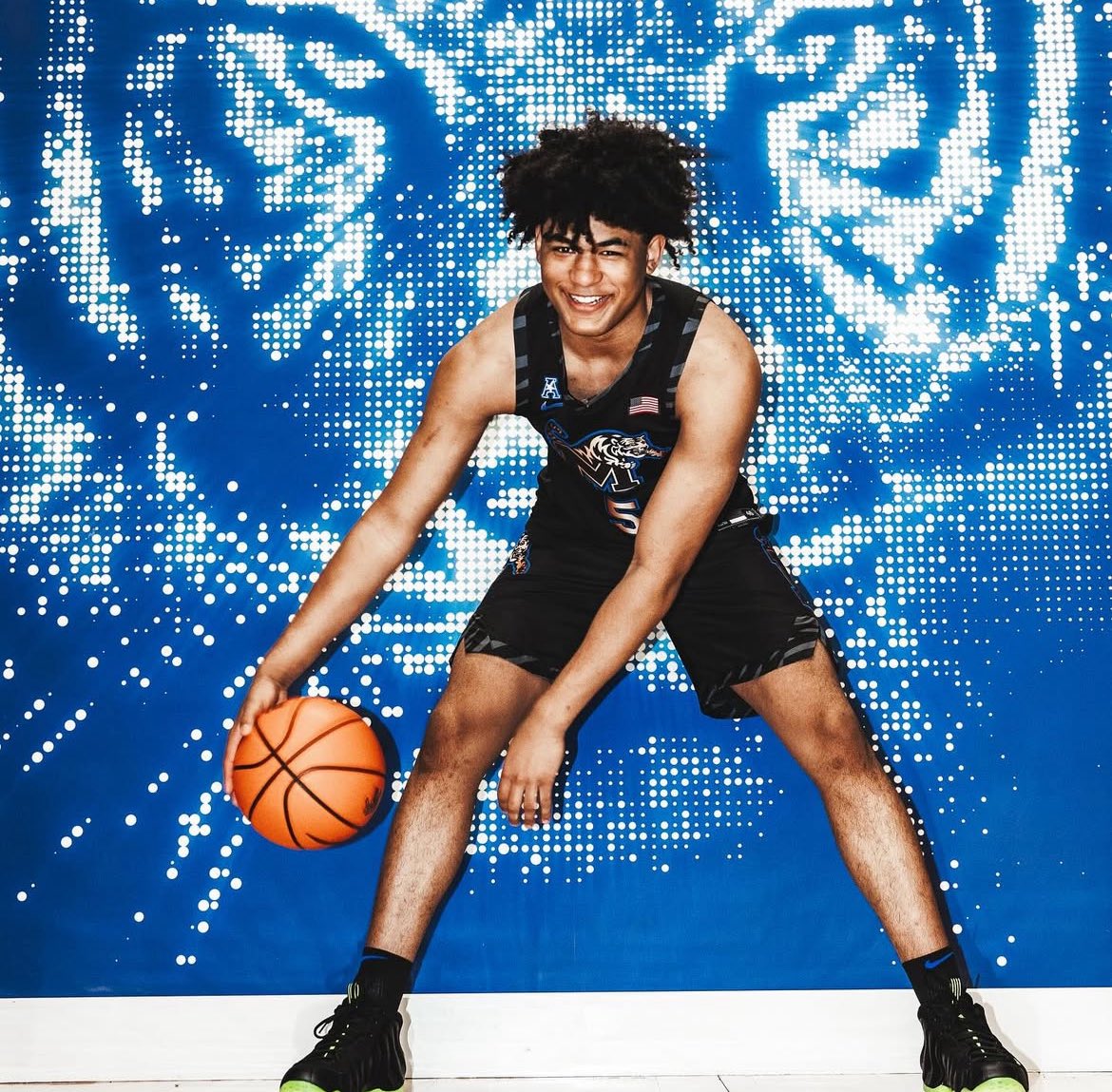 NextUpRecruits (@nextuprecruits) on Twitter photo 5⭐️ 2027 - 6’8 Forward Jaylan Mitchell (<a href="/JaylanMitchell1/">Jaylan Mitchell</a>) of <a href="/SPIREHoops/">SPIRE Academy Basketball</a> / <a href="/BradBealElite/">Bradley Beal Elite</a> has received an offer from Memphis.
Photos from his visit below. 5⭐️ 2027 - 6’8 Forward Jaylan Mitchell (<a href="/JaylanMitchell1/">Jaylan Mitchell</a>) of <a href="/SPIREHoops/">SPIRE Academy Basketball</a> / <a href="/BradBealElite/">Bradley Beal Elite</a> has received an offer from Memphis.
Photos from his visit below.