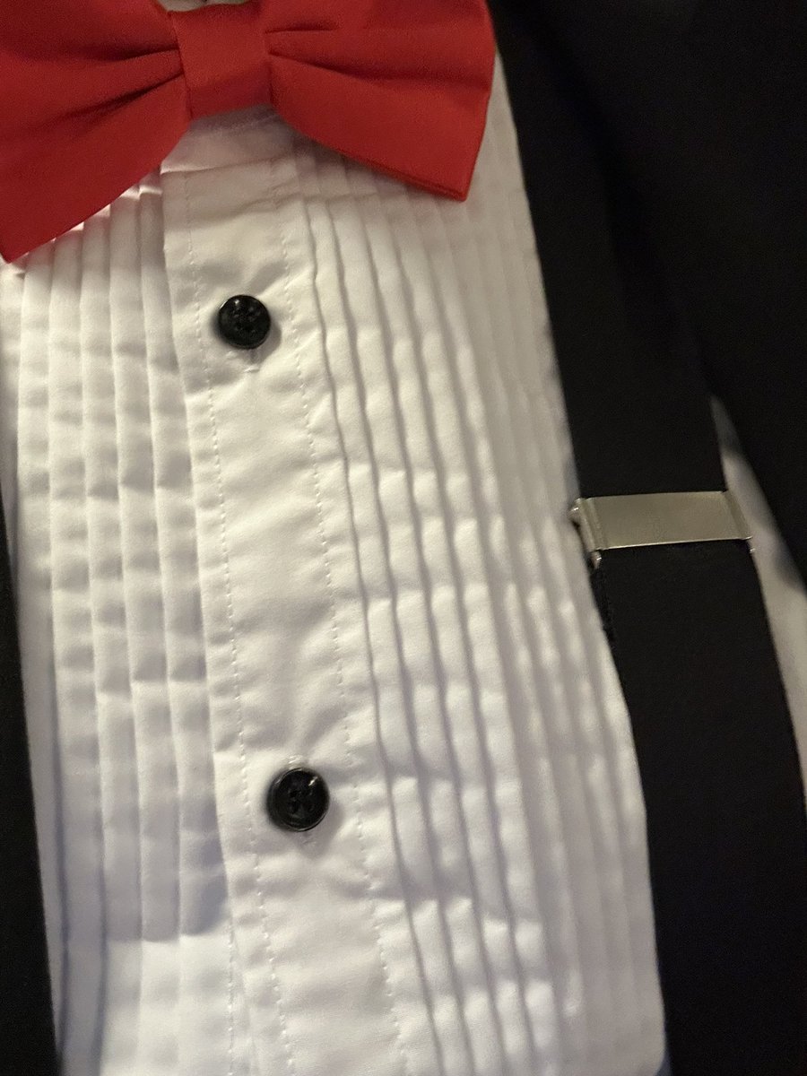 Chat donated over $500 to <a href="/StJudePLAYLIVE/">St. Jude PLAY LIVE</a>, so we’re playing Just Dance dressed as the Six Flags guy.

SATURDAY May 24th 6pm CST
twitch.tv/rolandwilliams