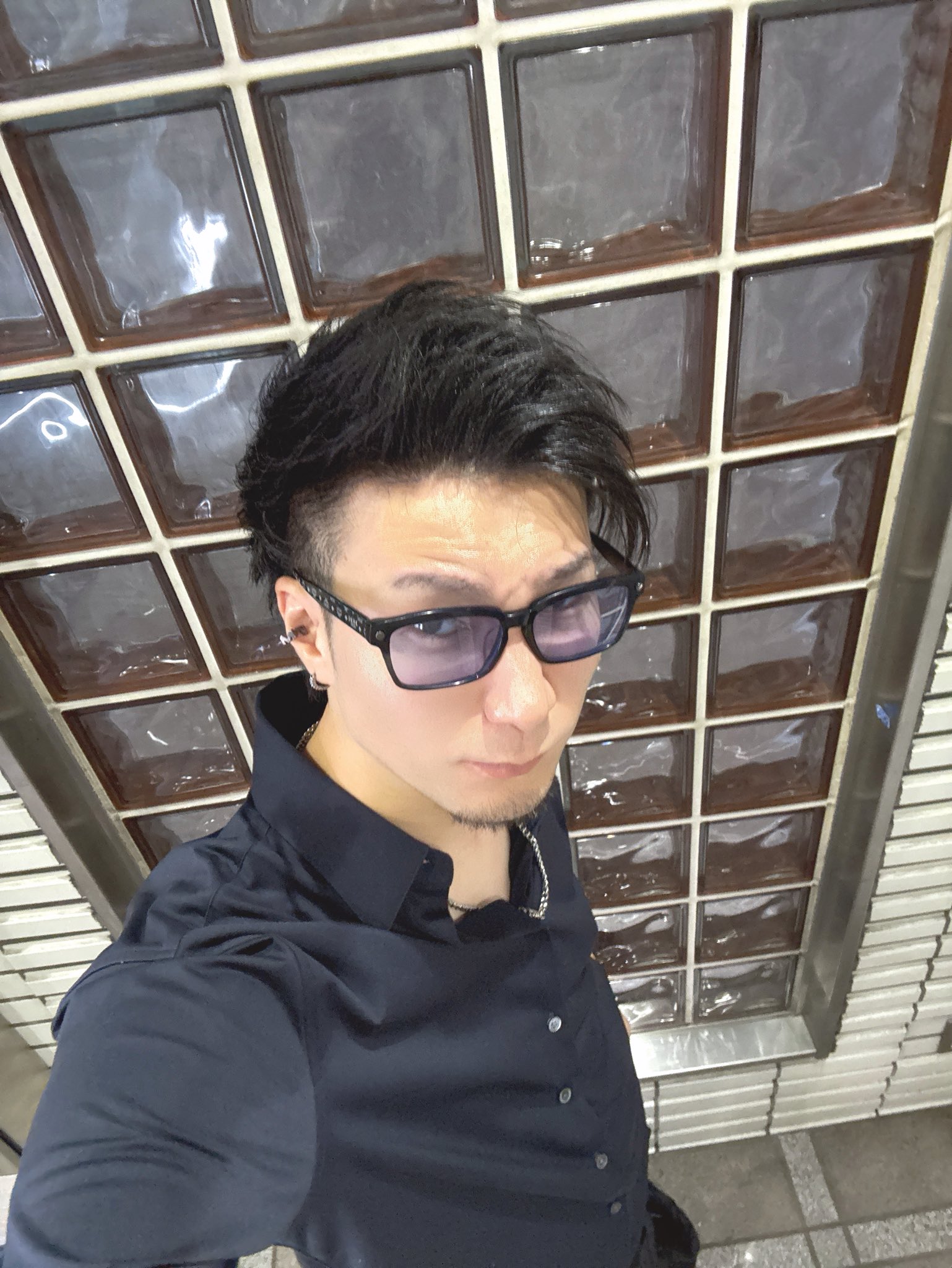 【直筆サイン入り】　渋谷ABEMAS 松本吉弘アクリルメガネスタンド Mリーグ オフィシャルショップ 東京 on X: 