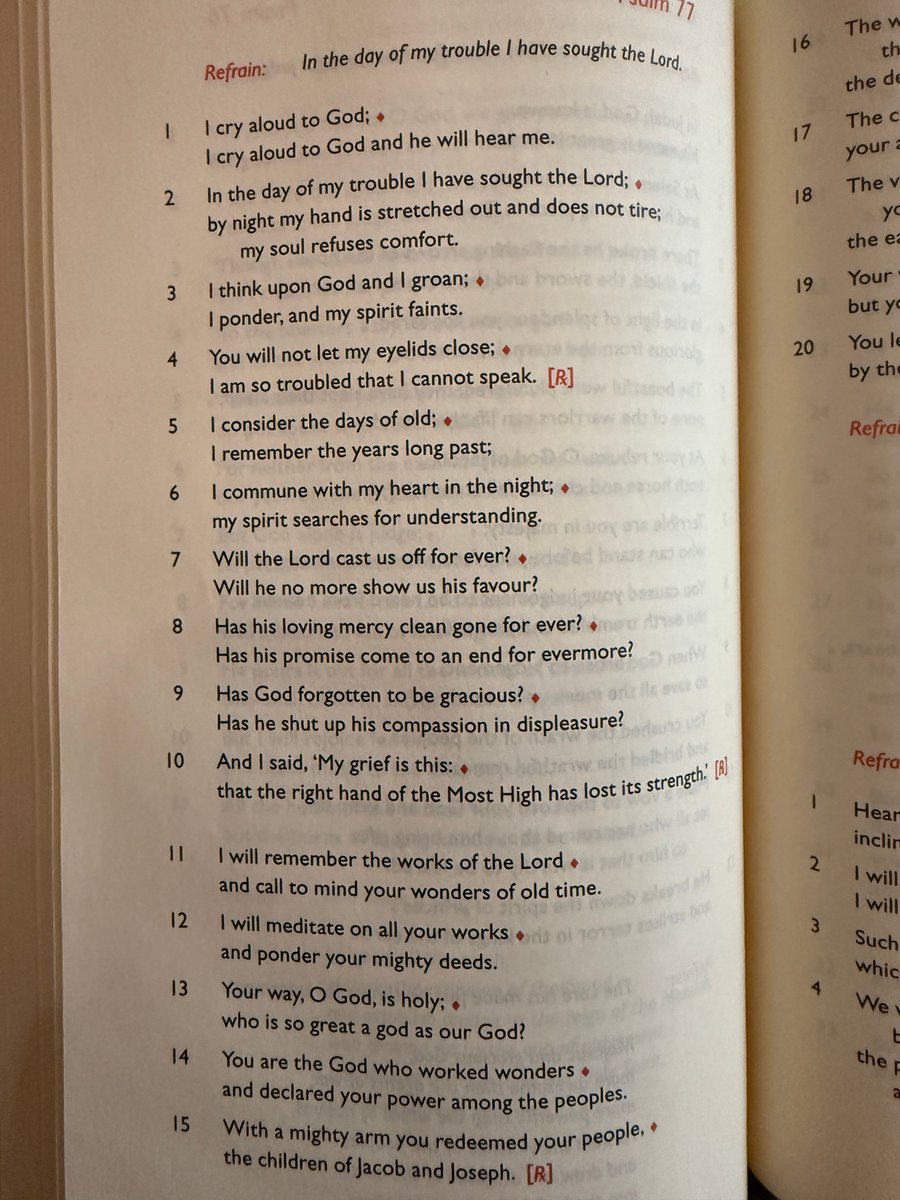 Ed Stetzer (@edstetzer) on Twitter photo Love starting each morning in chapel worship at <a href="/WycliffeHall/">Wycliffe Hall</a> around the Book of Common Prayer.
Great rhythm before class. Love starting each morning in chapel worship at <a href="/WycliffeHall/">Wycliffe Hall</a> around the Book of Common Prayer.
Great rhythm before class.