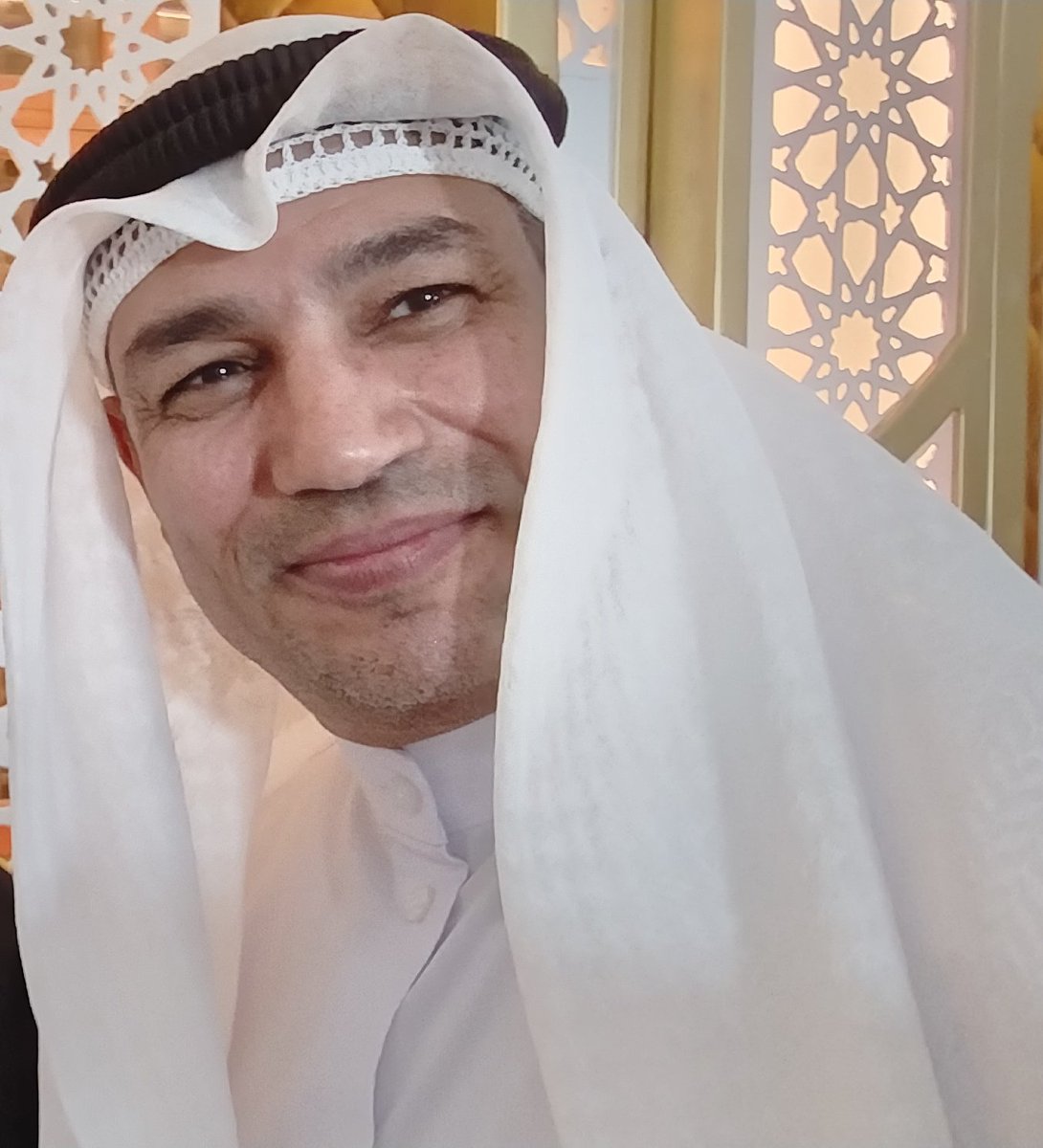 صبحكم الله بالخير والسرور
نعتذر عن السبيس اليوم الخميس 
#محمد_البرغش
#الكويتيين_البدون