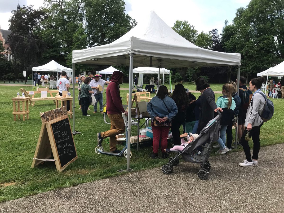 Nature en Ville revient à Loos !
Rendez-vous le samedi 24 mai au jardin public pour un événement phare dédié à l’Arbre. Au programme : valorisation du patrimoine arboré, découverte des espèces locales, démonstrations d’élagage, animations et ateliers familiaux.