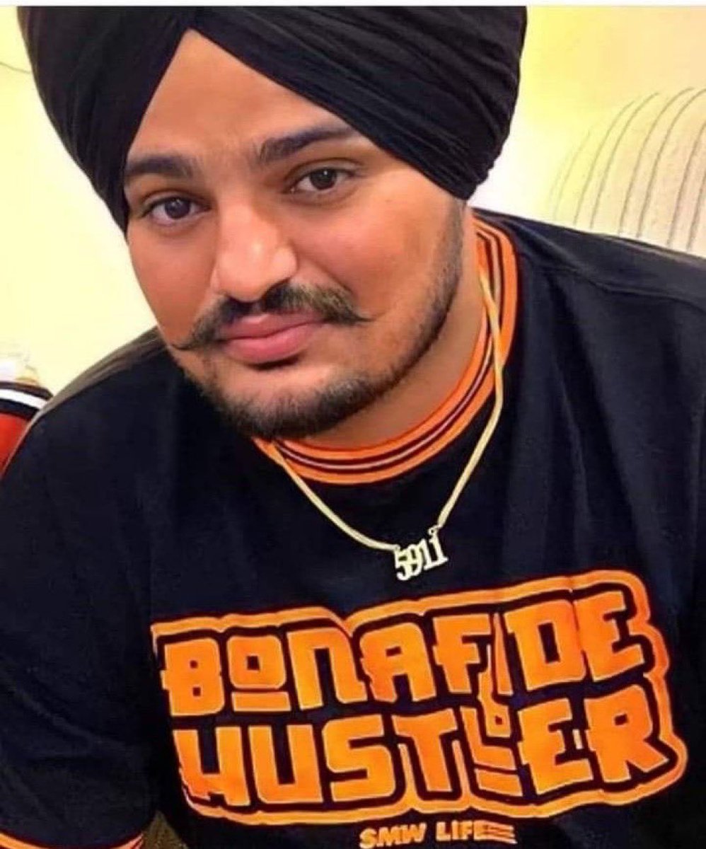 ਹੋ ਤੇਰੀ ਗਲੀ ਯਾ ਮੁਹੱਲੇ ਇਹ ਤਾਂ ਹੈ ਹੀ ਨਹੀਂ 
ਇਹ ਪੰਜਾਬ ਤੋਂ ਮੂਸੇਆਲਾ ਬਾਈ ਆ 

#AAP_Conspired_Assassination 
#SidhuMoosewala 

<a href="/iSidhuMooseWala/">Sidhu Moose Wala</a> <a href="/iBalkaurSidhu/">Sardar Balkaur Singh Sidhu</a> <a href="/jennyjohalmusic/">Jenny Johal</a> <a href="/GillRaunta/">Gill Raunta</a> <a href="/SIDHUFANGIRL/">Simran kaur♡</a> <a href="/SukhmeetGrewal4/">sukh kaur</a> <a href="/turja_tu/">ਪੰਜਾਬਣ</a> <a href="/tannu_ki/">ਮਲਵੈਣ</a> <a href="/Hrdeepbassi/">Hardeep kaur</a> <a href="/Tanpree19146368/">Tanpreet Kaur</a> @raunak_sekhon