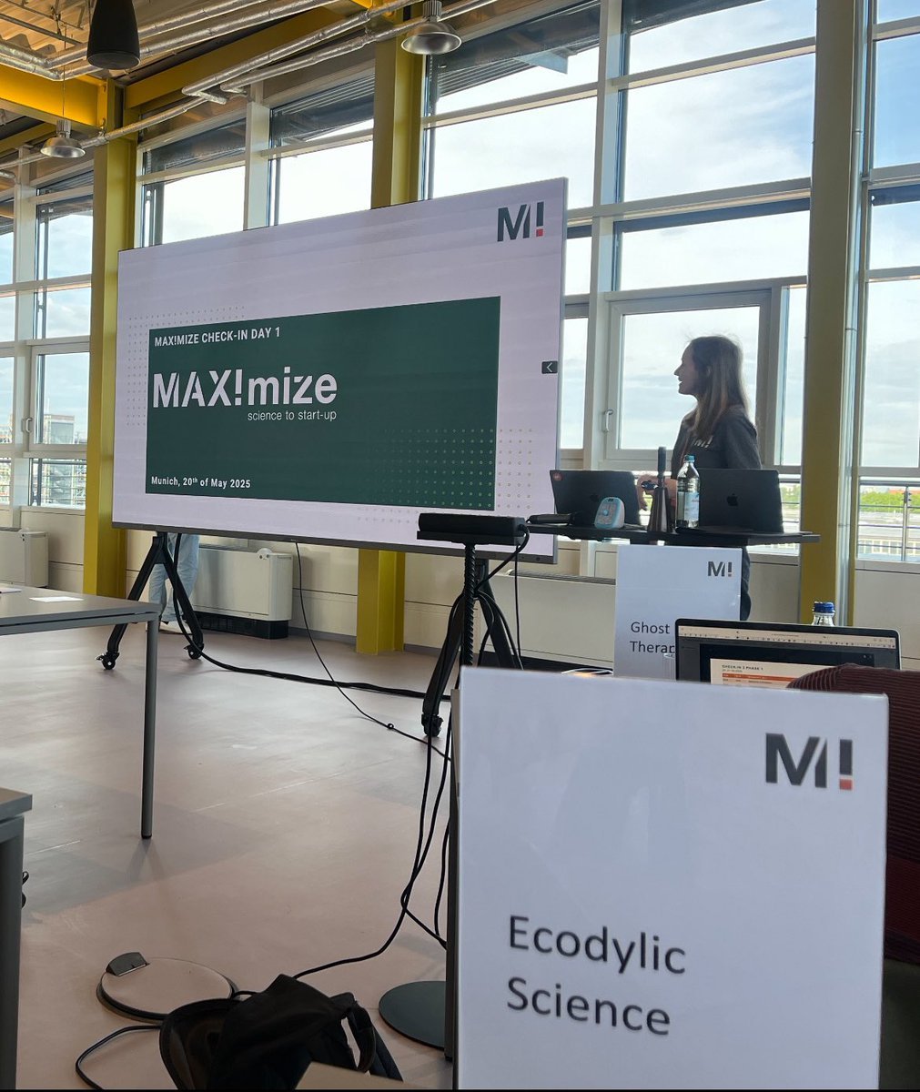 We enjoyed our second check - in at the MAX!mize incubator. Stay tuned for more updates about our startup