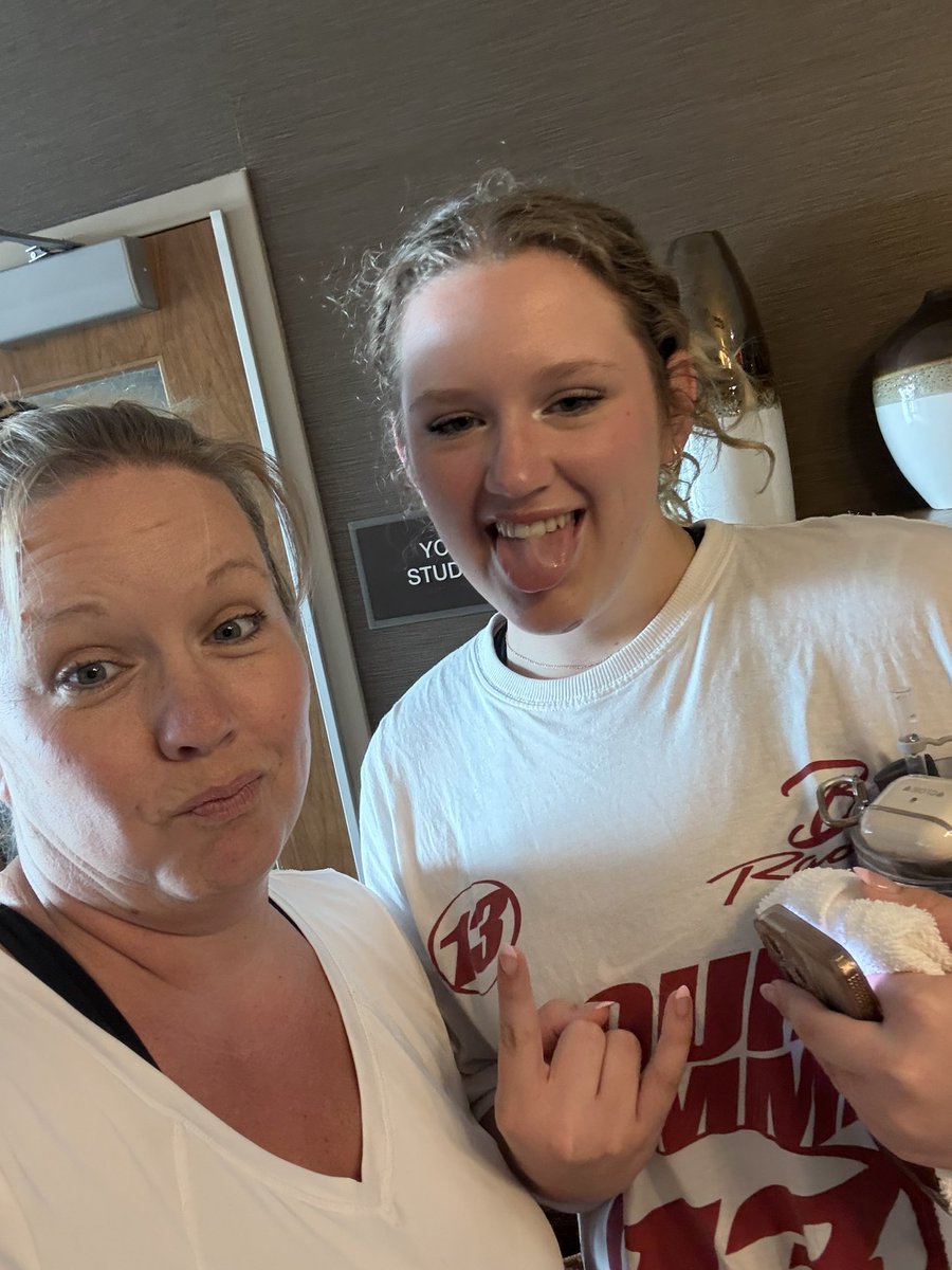 Cloie Jansky tweet media