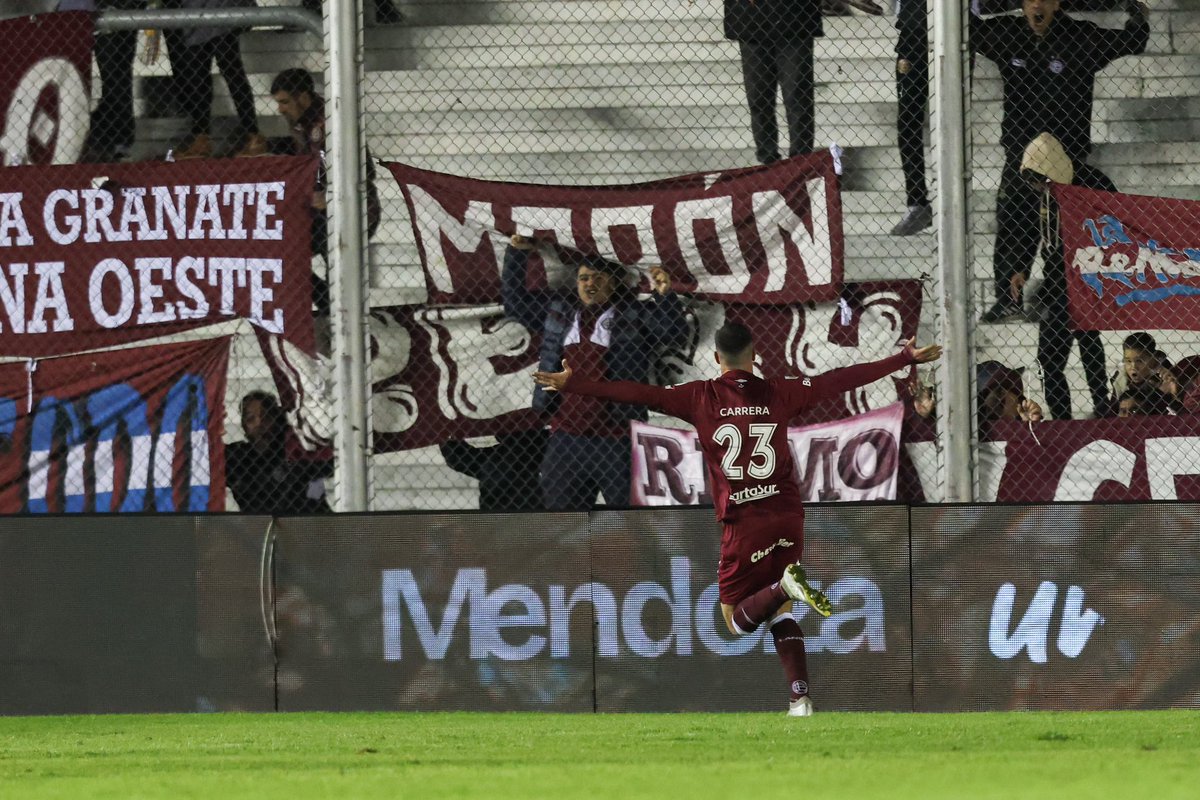 Ramiro Crackrrera 🎩🪄🇱🇻