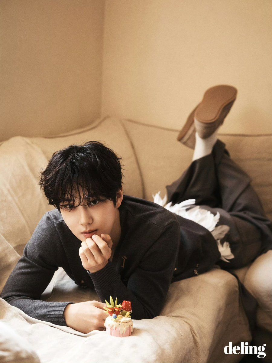 knockknock0408's tweet photo. SUHO - 得令杂志 weibo https://t.co/5W1OMq3aHo