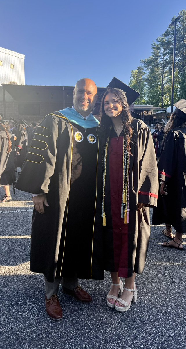 gonzalo_lacava's tweet photo. She did it! @bellyboo33 is officially a graduate of @alpharettahs1 So proud of her hard work, resilience, and heart. The future is bright and sheβs just getting started! #Class2025
#UCFBound #GoKnights https://t.co/ZkjEJKC9Ck