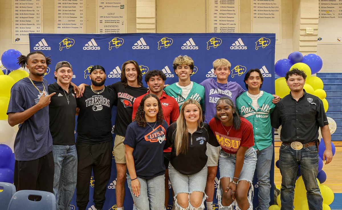 Clemens Athletics (@scbuffalostrong) on Twitter photo Go do great things in college. Congratulations on your signing! We are proud to have celebrated each of you today. <a href="/SamuelClemensHS/">Clemens High School</a> Go do great things in college. Congratulations on your signing! We are proud to have celebrated each of you today. <a href="/SamuelClemensHS/">Clemens High School</a>