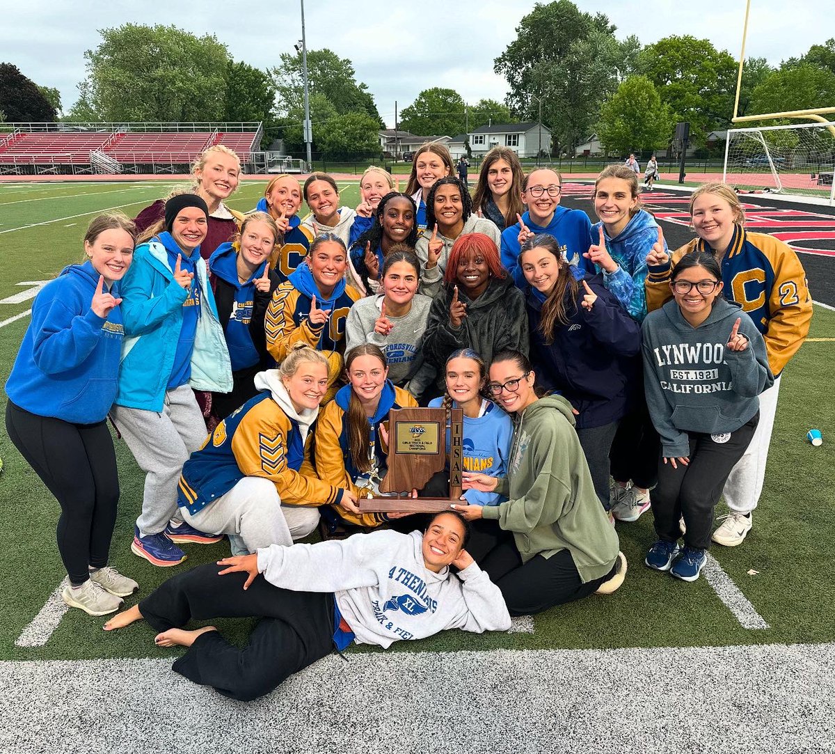 CHS XC/T&F tweet media