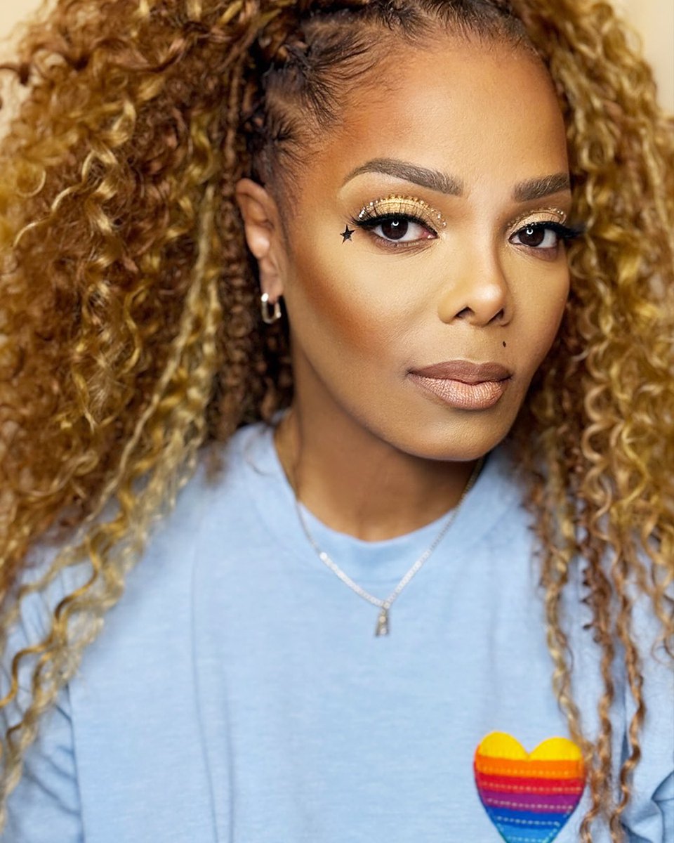 JanetJackson's tweet image. Six shows start tonight up thru May 31st. Hope to see you!!
Tickets in bio.