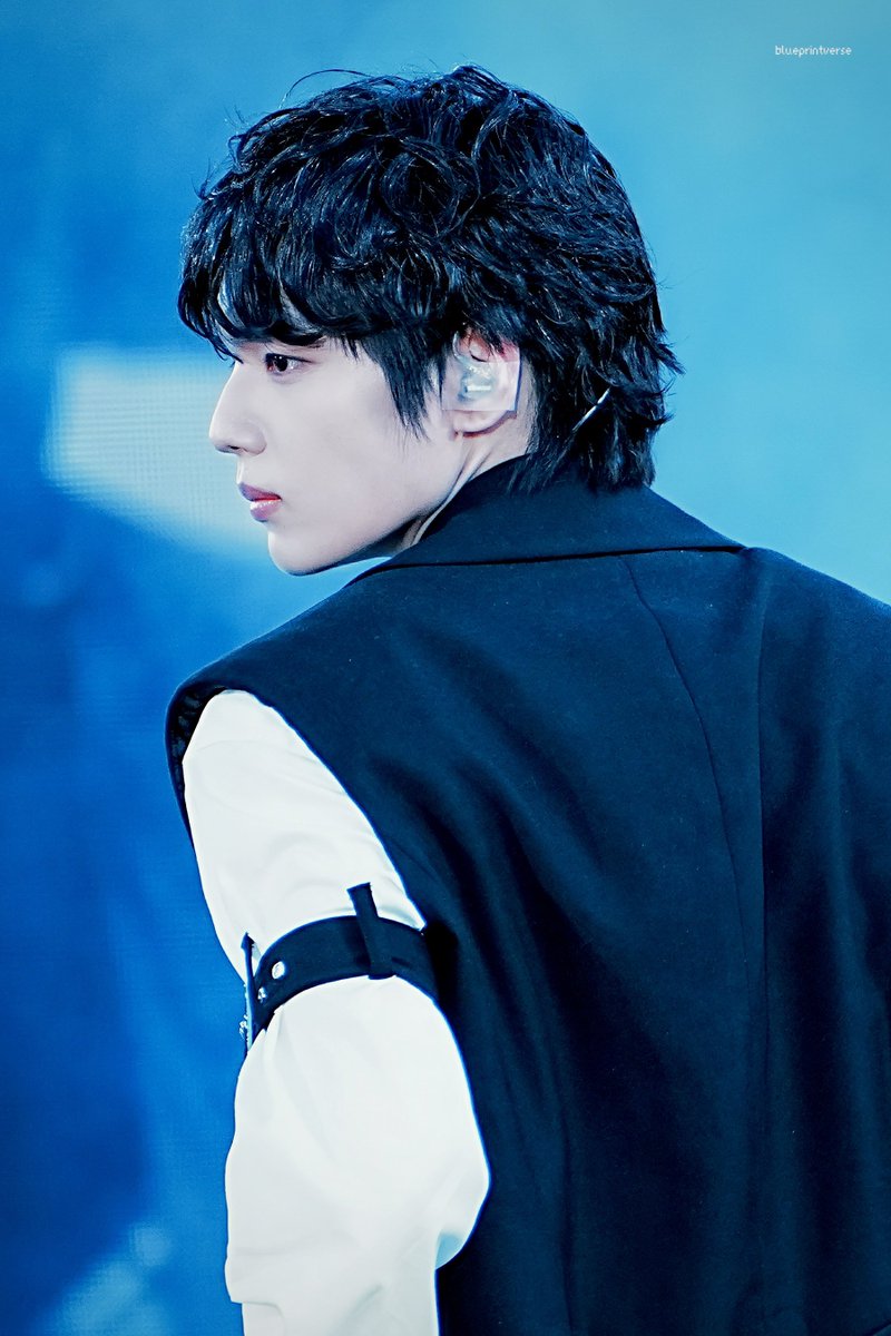 blueprintverse's tweet photo. 250511 SMTOWN LA
#νλ―Ό #HAMIN #μ΄νλ―Ό
#SMBNG #SMTR25 https://t.co/3nDbSP5k7f