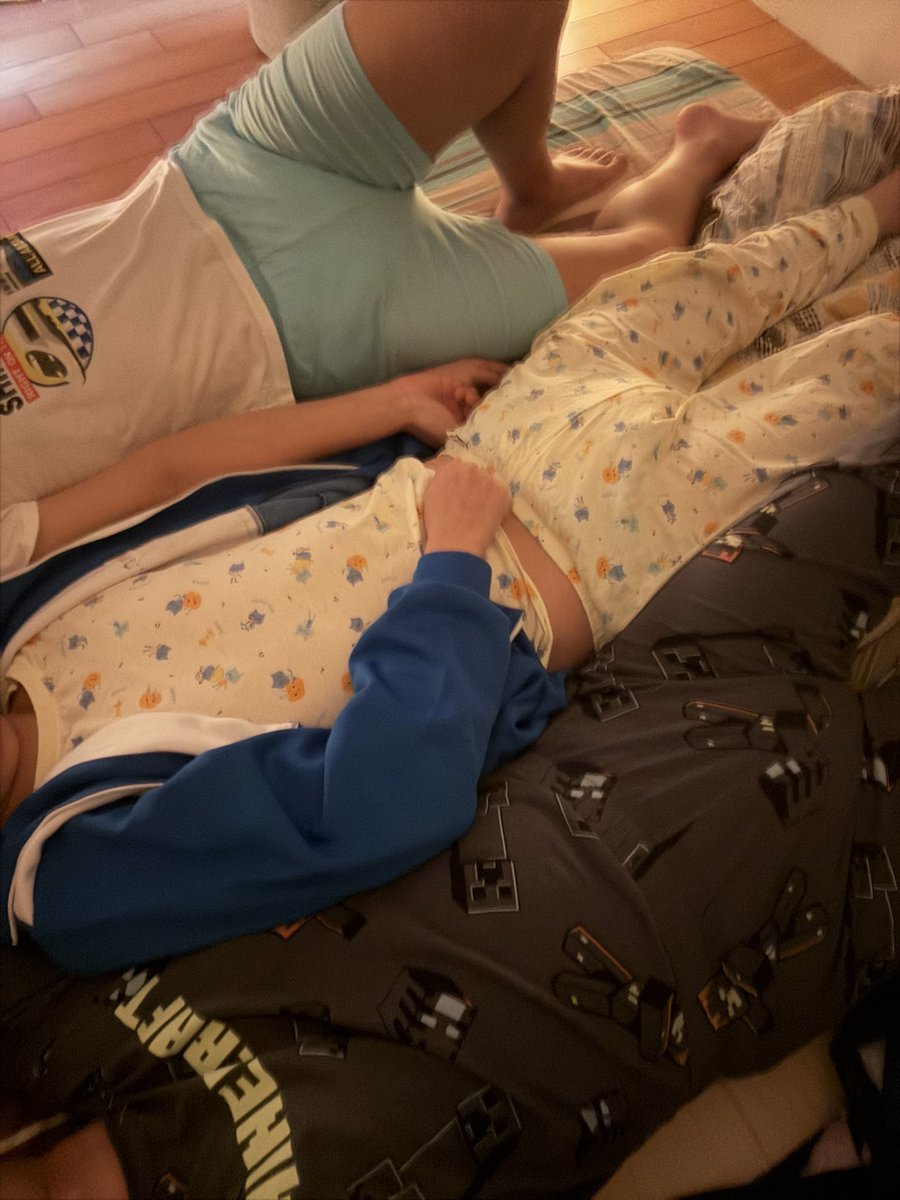 一起說早安～

Good morning everyone!

#尿布 #ABDL

With <a href="/lljjlh/">lljjlh @ ABDL</a>