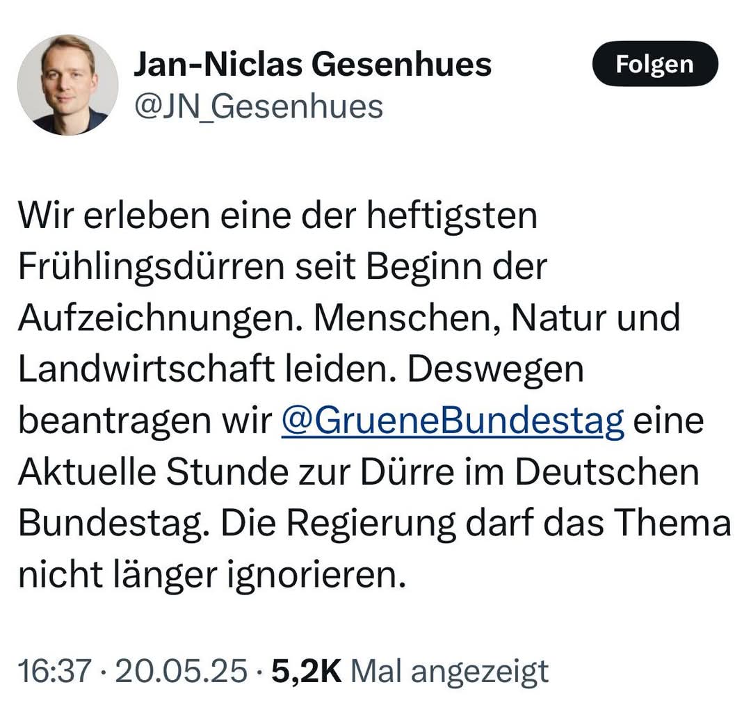 Aber klar, die berühmte Frühlingsdürre... Und zur "Aktuellen Stunde" führen die Grünen im BT dann Regentänze auf, lutschen am Daumen od was? 🤔😂