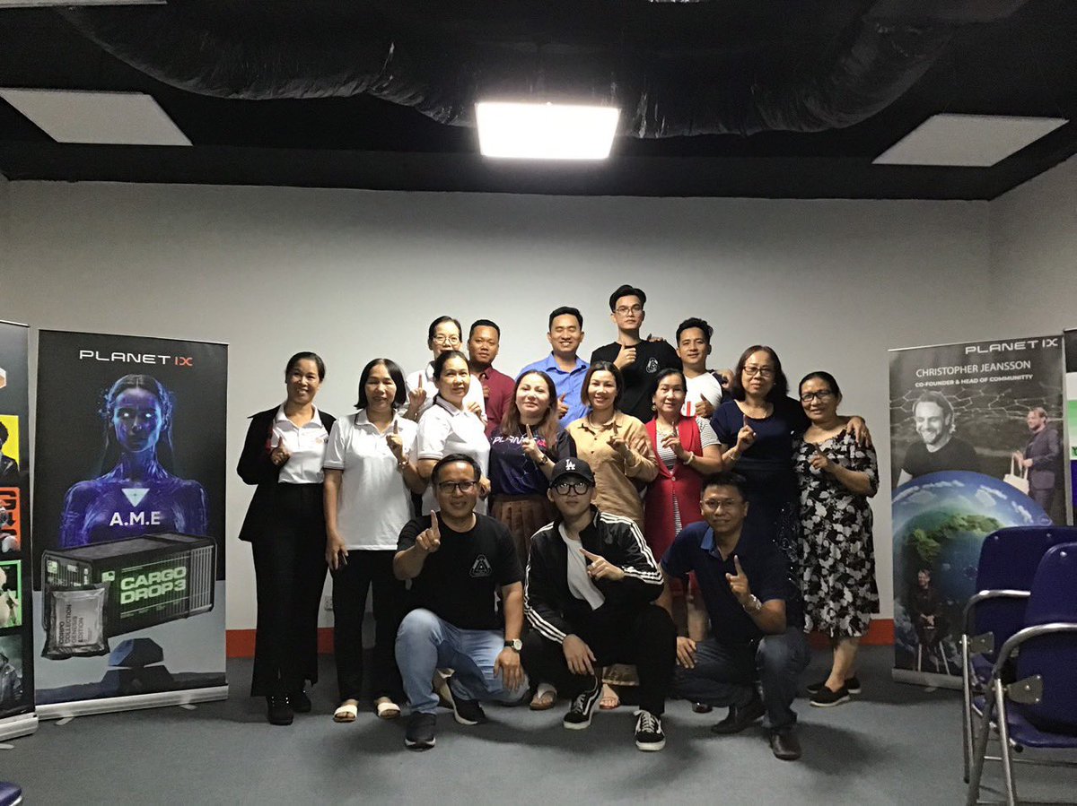 thuongpham_IX's tweet photo. Long time no see you guys โค๏ธโ๐ฉน @Planetix0
#IXT #PLANETIX https://t.co/KF763ftsp8
