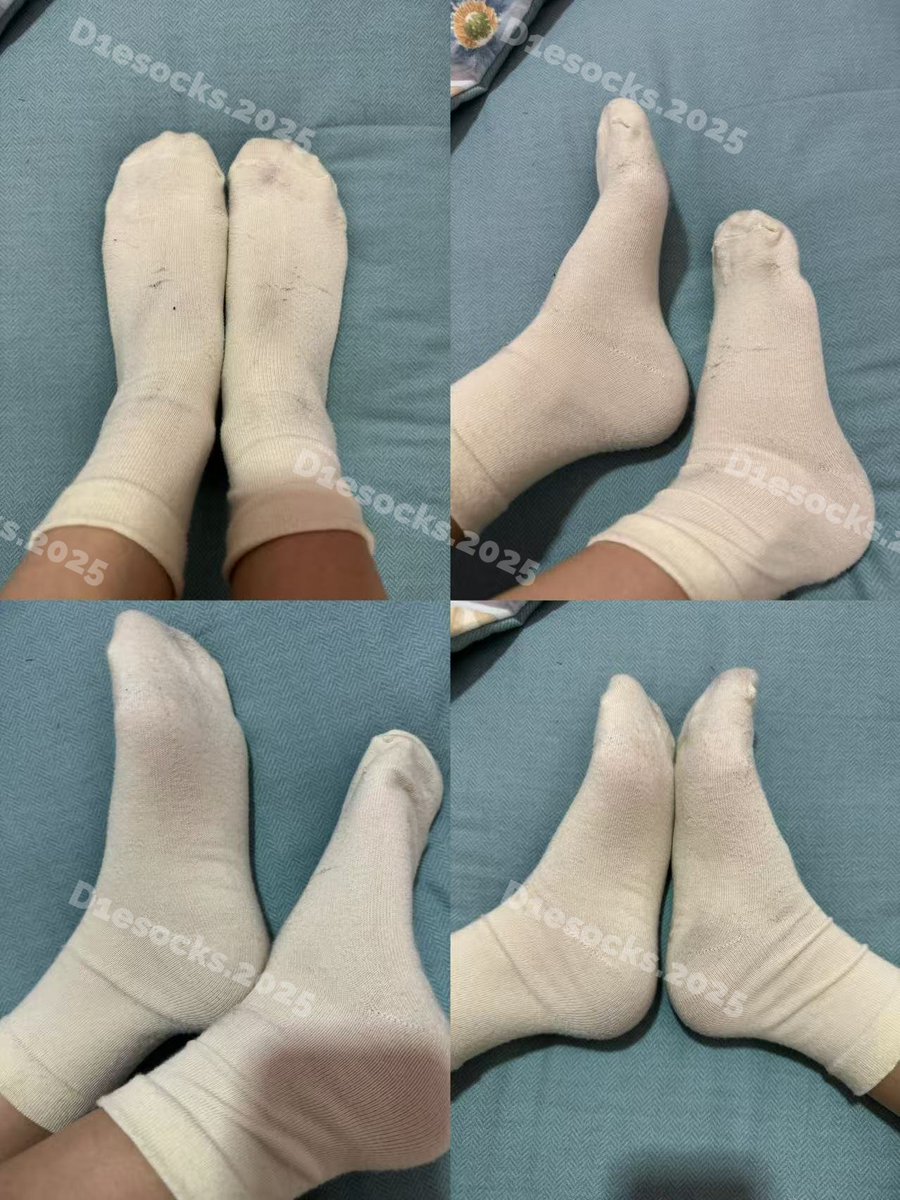 【原创素人原味分享】继续接之前的师范女大，只能说颜值和袜子超级反差，这条点赞超30公布脸照，裸足照后面会安排！
#原味袜子 #原味棉袜  #女大生  #素人原味  #素人 #套路原味  #套路脚照  #冰冰袜