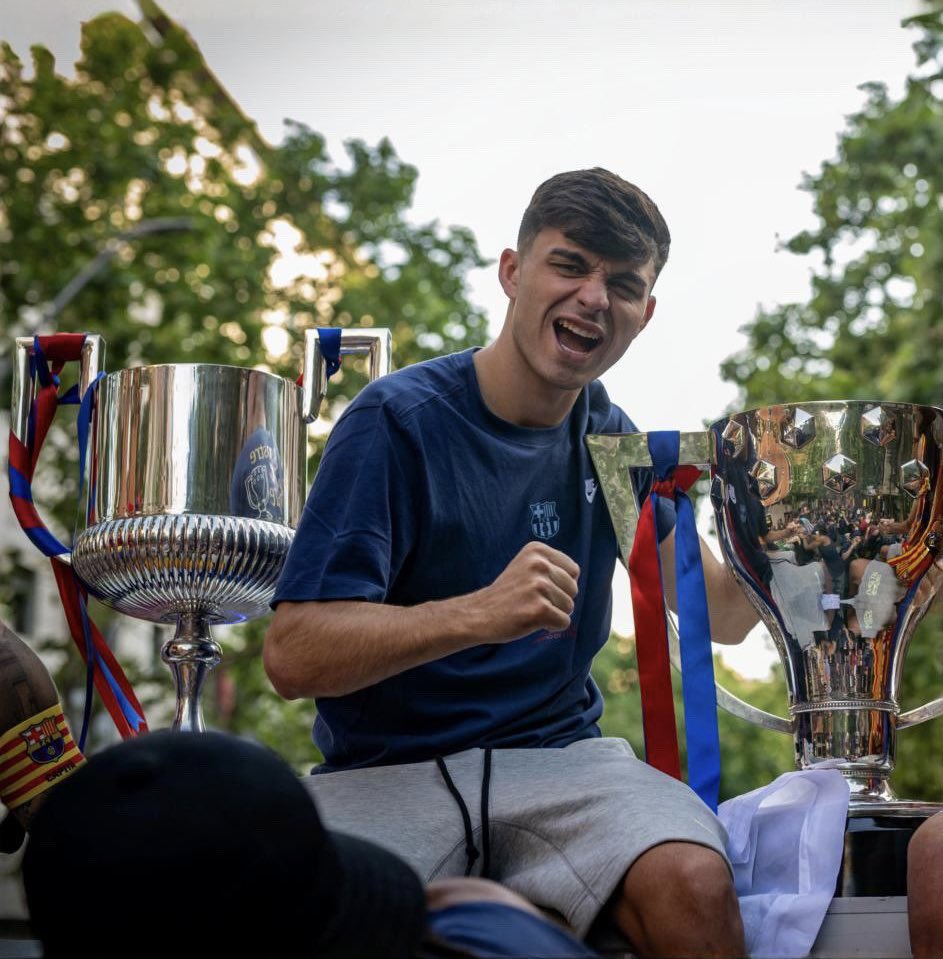 صباح الخير ☀️ 
برشلونيستا ابي شعور الثلاثيه المحلية