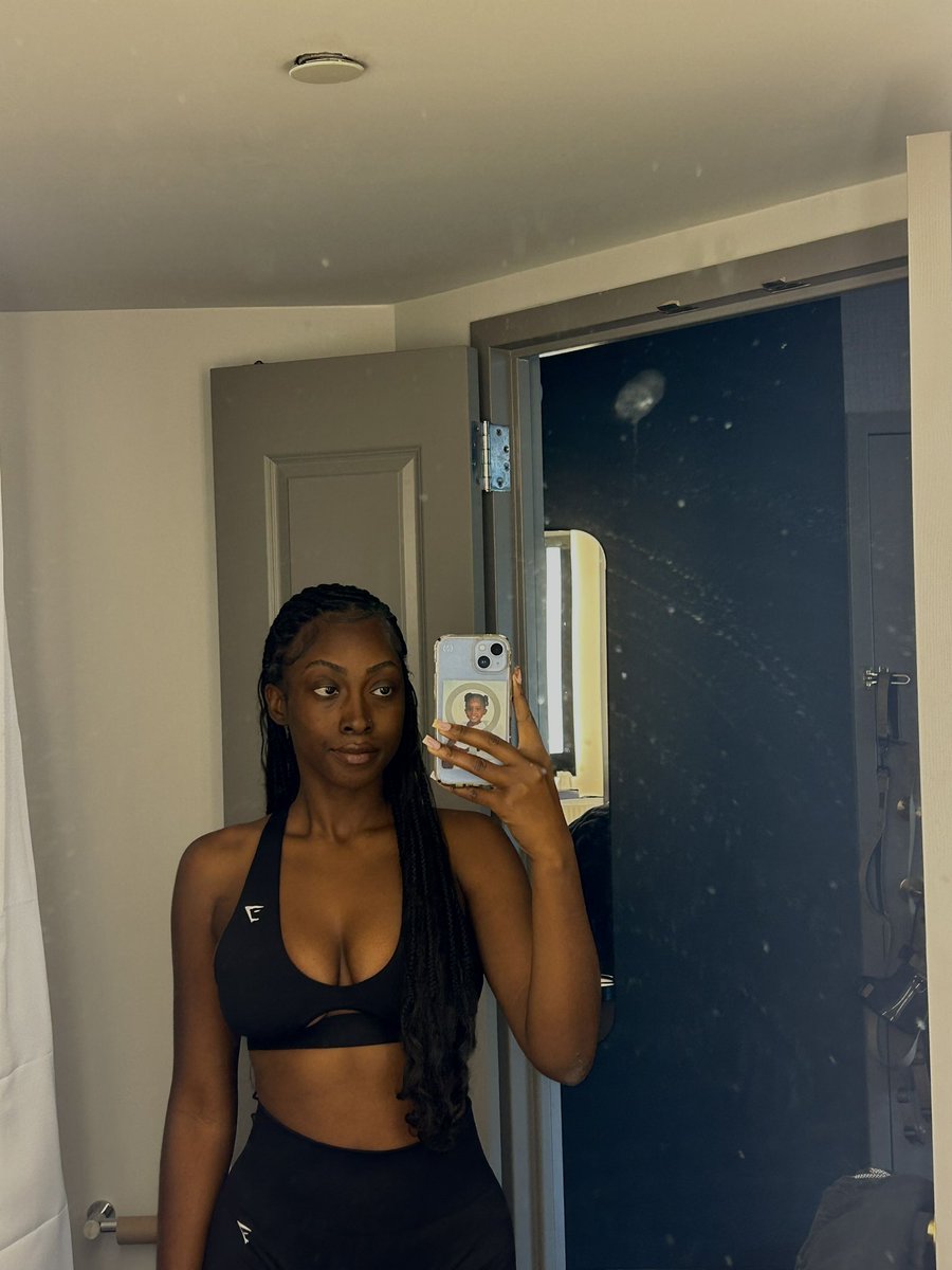 shiannbeyonce's tweet photo. just a little update … ✨🤩🤎 https://t.co/jyXJu7yWMH